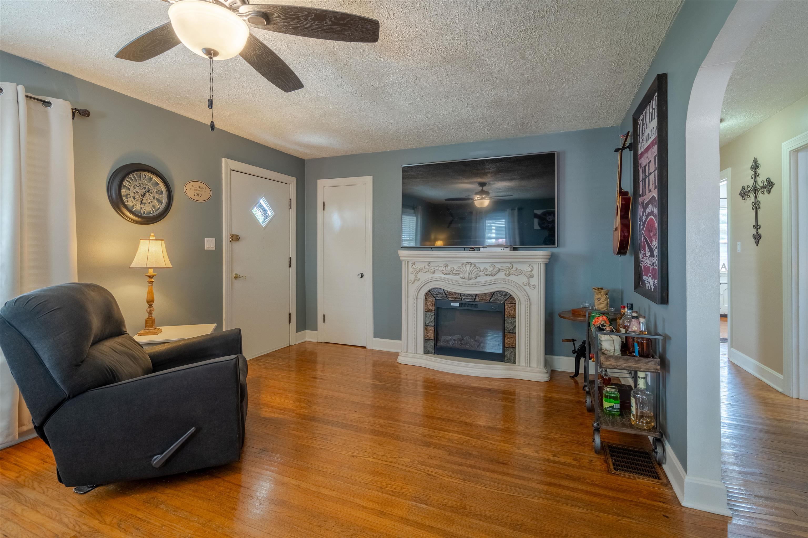 2709 Bittel Road, Owensboro, Kentucky 42301, 3 Bedrooms Bedrooms, ,1 BathroomBathrooms,Single Family Residence,For Sale,Bittel Road,89946