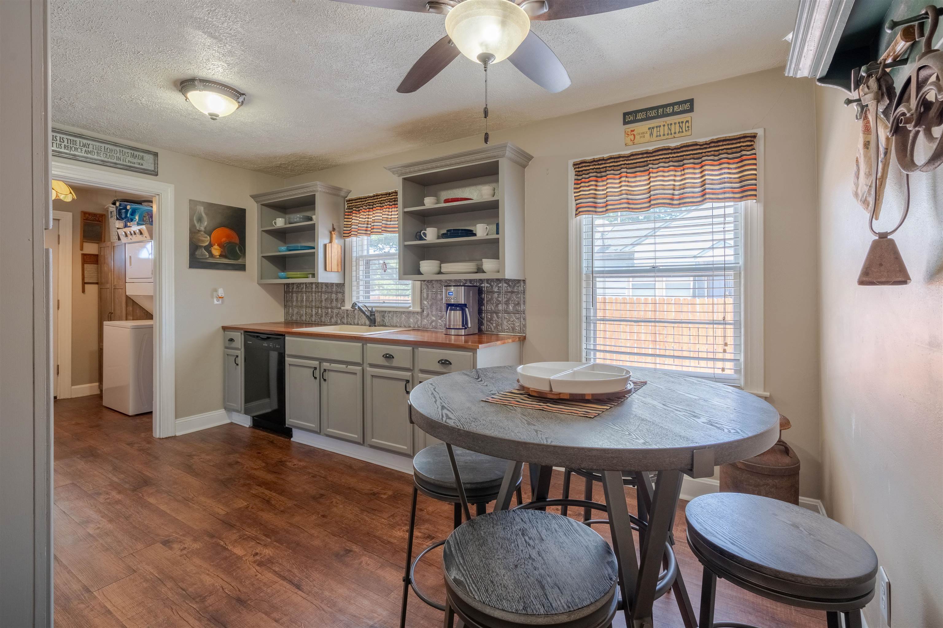 2709 Bittel Road, Owensboro, Kentucky 42301, 3 Bedrooms Bedrooms, ,1 BathroomBathrooms,Single Family Residence,For Sale,Bittel Road,89946