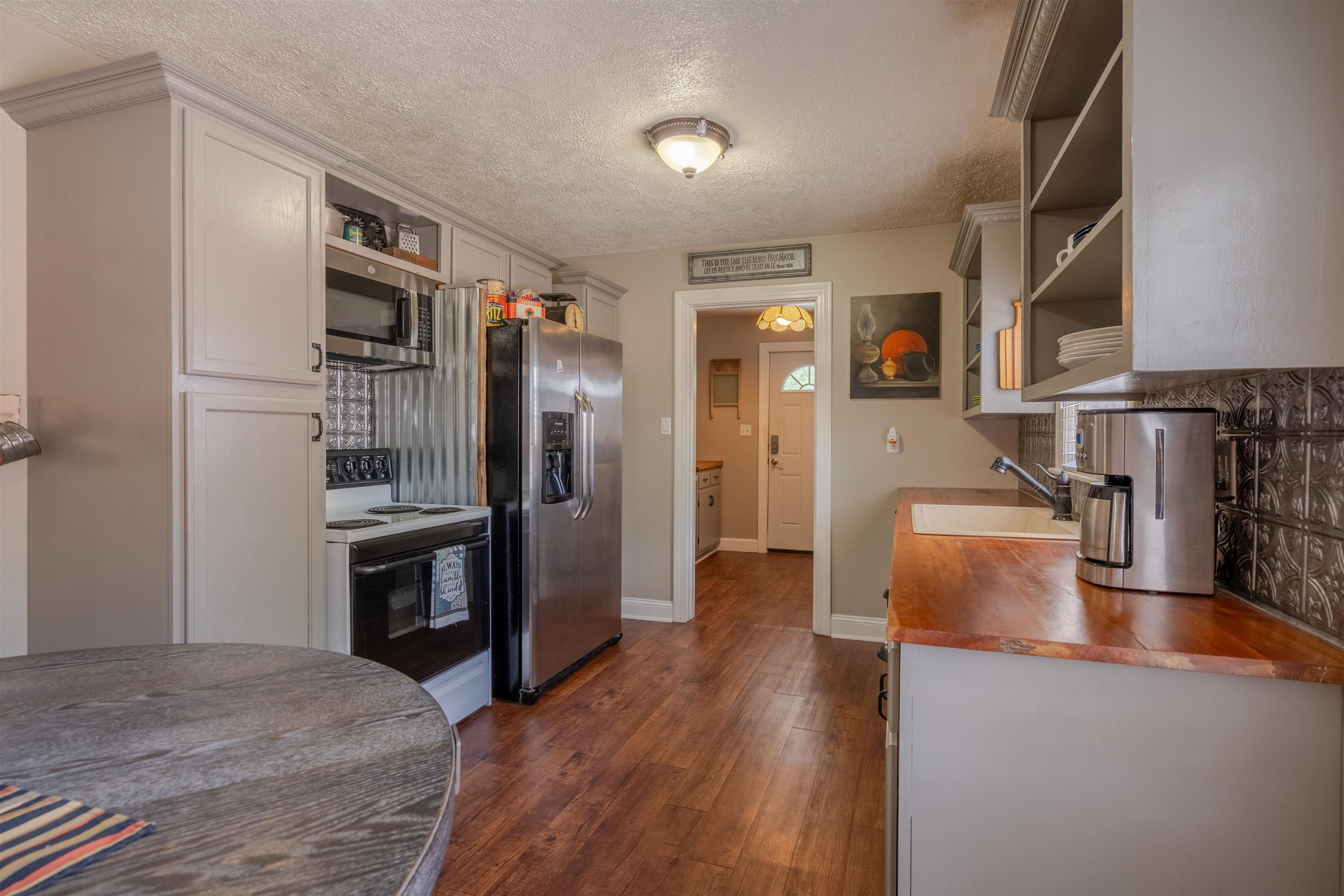 2709 Bittel Road, Owensboro, Kentucky 42301, 3 Bedrooms Bedrooms, ,1 BathroomBathrooms,Single Family Residence,For Sale,Bittel Road,89946