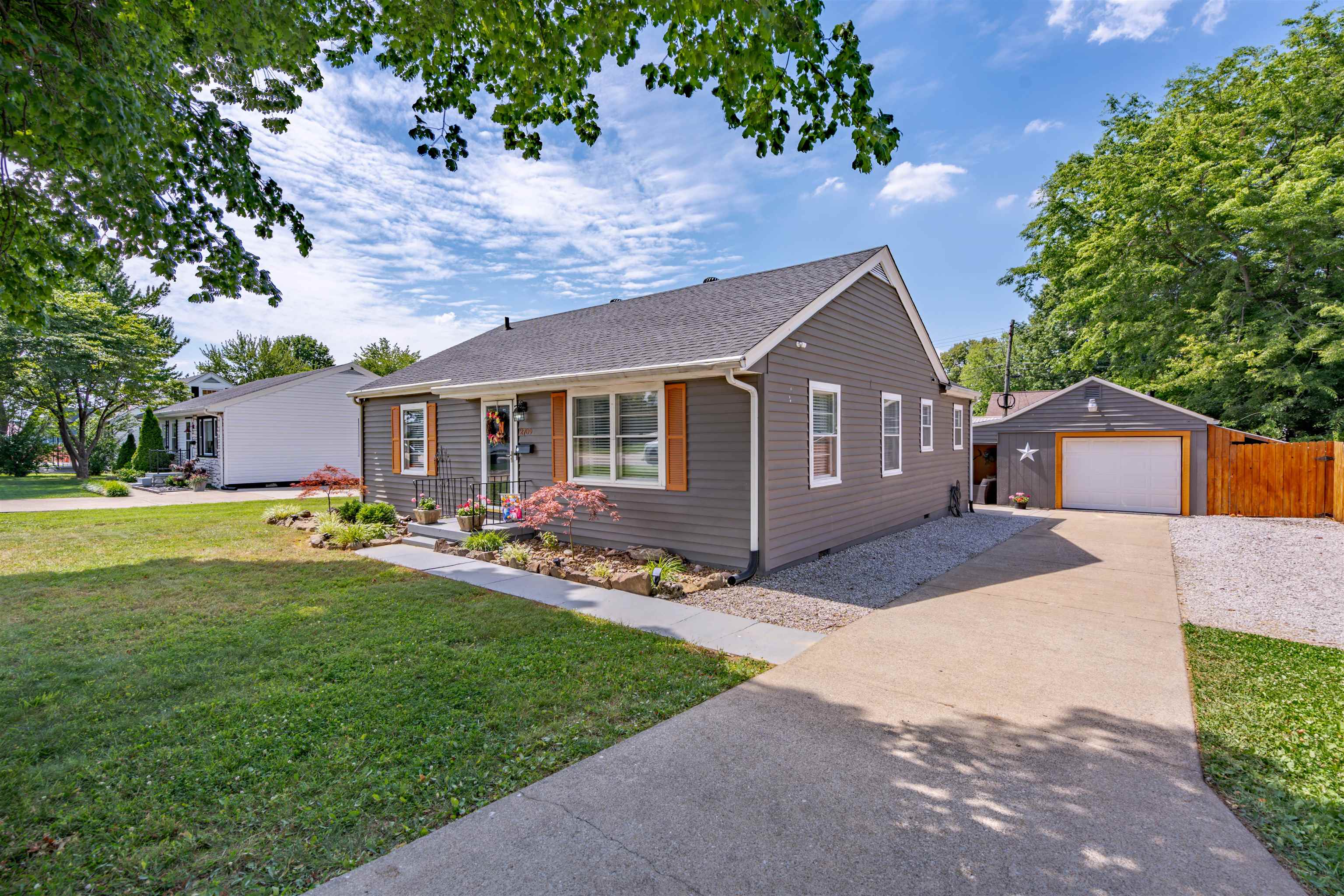 2709 Bittel Road, Owensboro, Kentucky 42301, 3 Bedrooms Bedrooms, ,1 BathroomBathrooms,Single Family Residence,For Sale,Bittel Road,89946