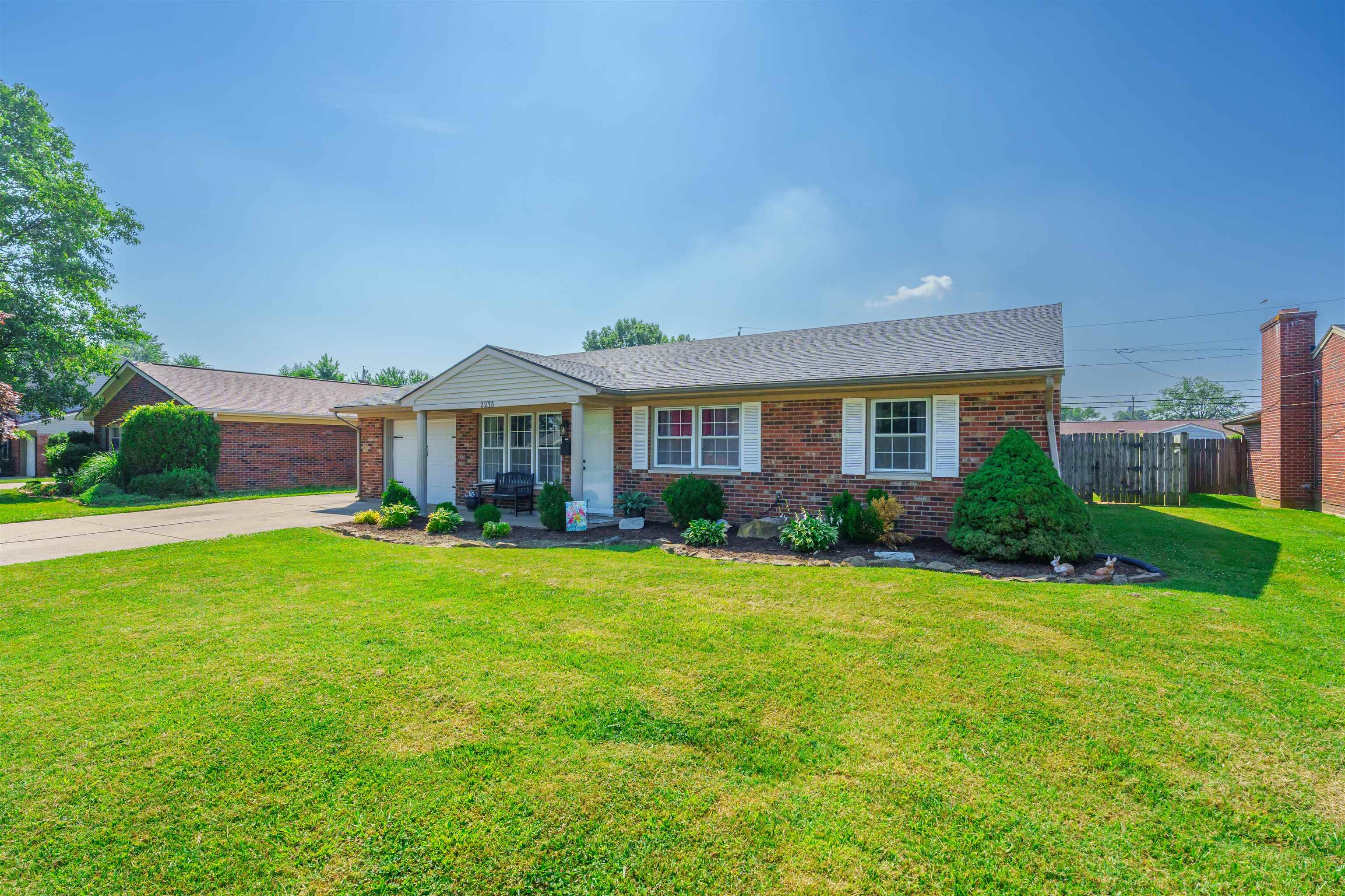 2236 Twenty Grand Avenue, Owensboro, Kentucky 42301, 3 Bedrooms Bedrooms, ,2 BathroomsBathrooms,Single Family Residence,For Sale,Twenty Grand Avenue,89948