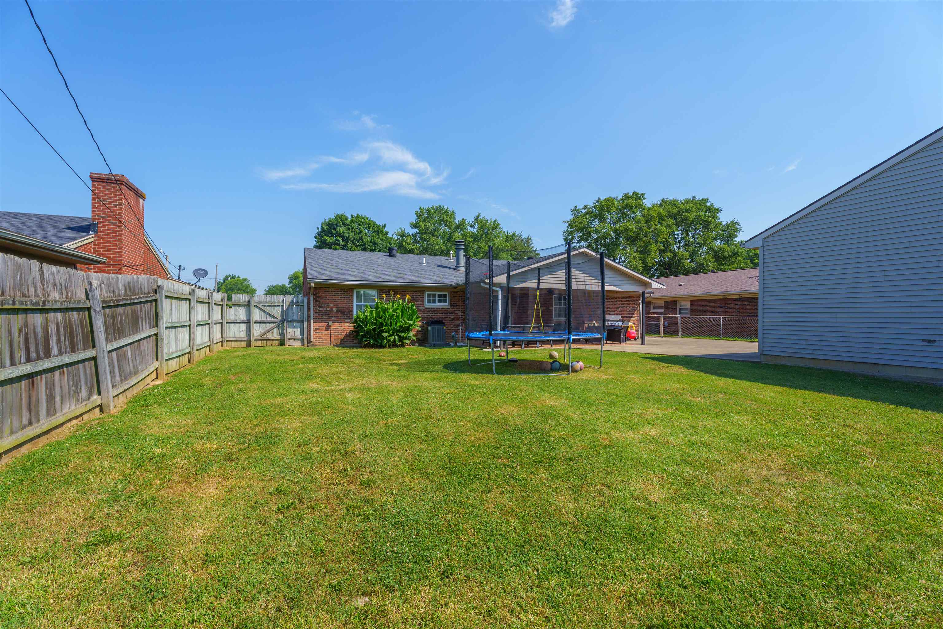 2236 Twenty Grand Avenue, Owensboro, Kentucky 42301, 3 Bedrooms Bedrooms, ,2 BathroomsBathrooms,Single Family Residence,For Sale,Twenty Grand Avenue,89948
