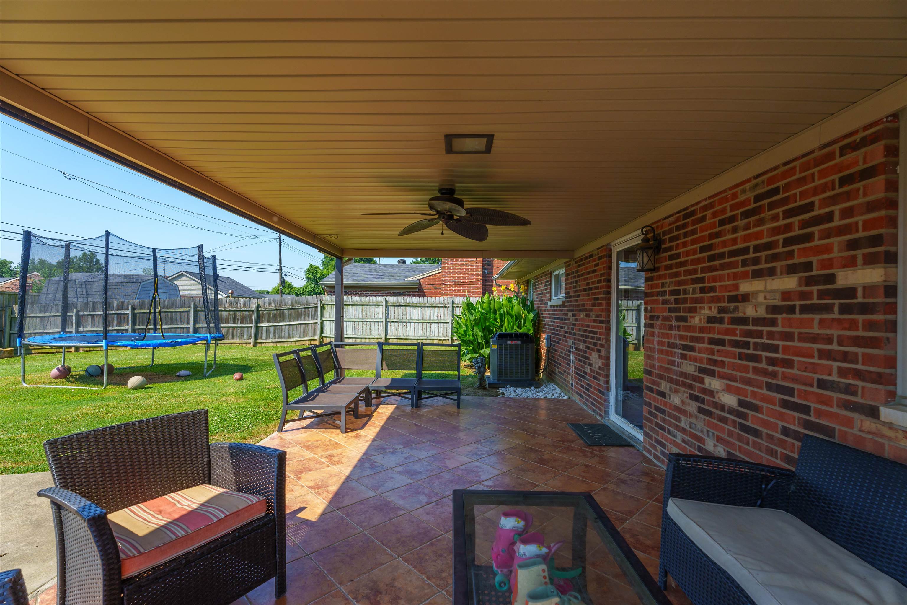 2236 Twenty Grand Avenue, Owensboro, Kentucky 42301, 3 Bedrooms Bedrooms, ,2 BathroomsBathrooms,Single Family Residence,For Sale,Twenty Grand Avenue,89948