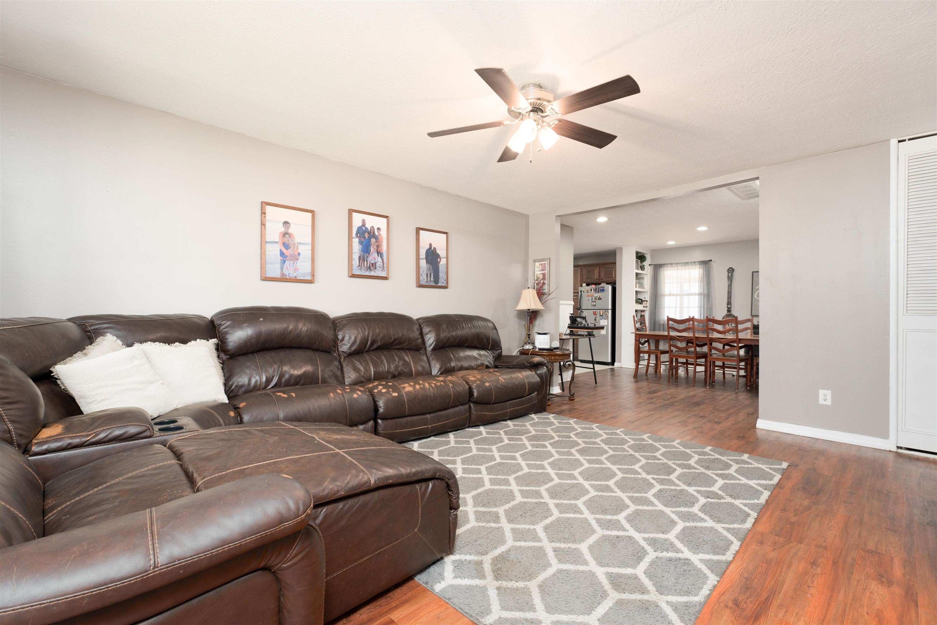 2236 Twenty Grand Avenue, Owensboro, Kentucky 42301, 3 Bedrooms Bedrooms, ,2 BathroomsBathrooms,Single Family Residence,For Sale,Twenty Grand Avenue,89948