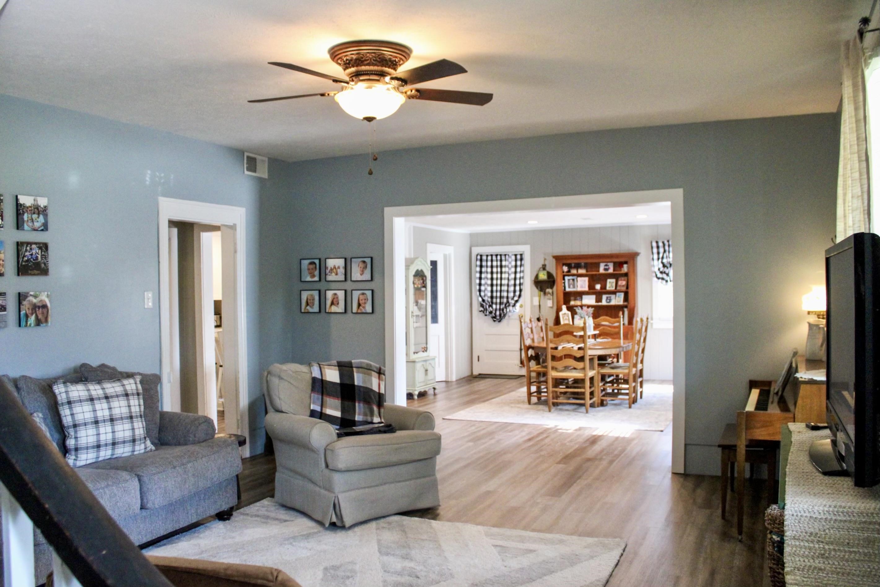 605 Center Street, Calhoun, Kentucky 42327, 5 Bedrooms Bedrooms, ,2 BathroomsBathrooms,Single Family Residence,For Sale,Center Street,89951