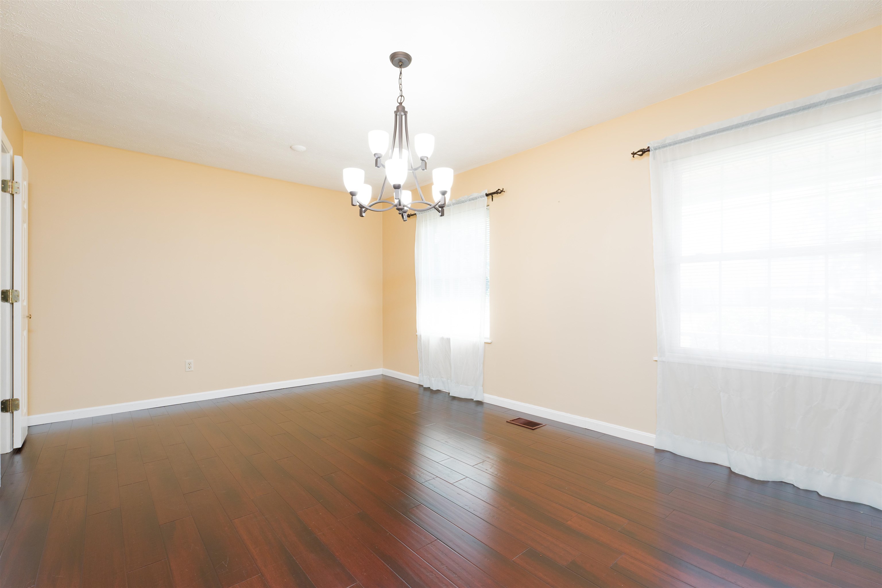 4022 Yates Dr, Owensboro, Kentucky 42301, 3 Bedrooms Bedrooms, ,2 BathroomsBathrooms,Single Family Residence,For Sale,Yates Dr,89954