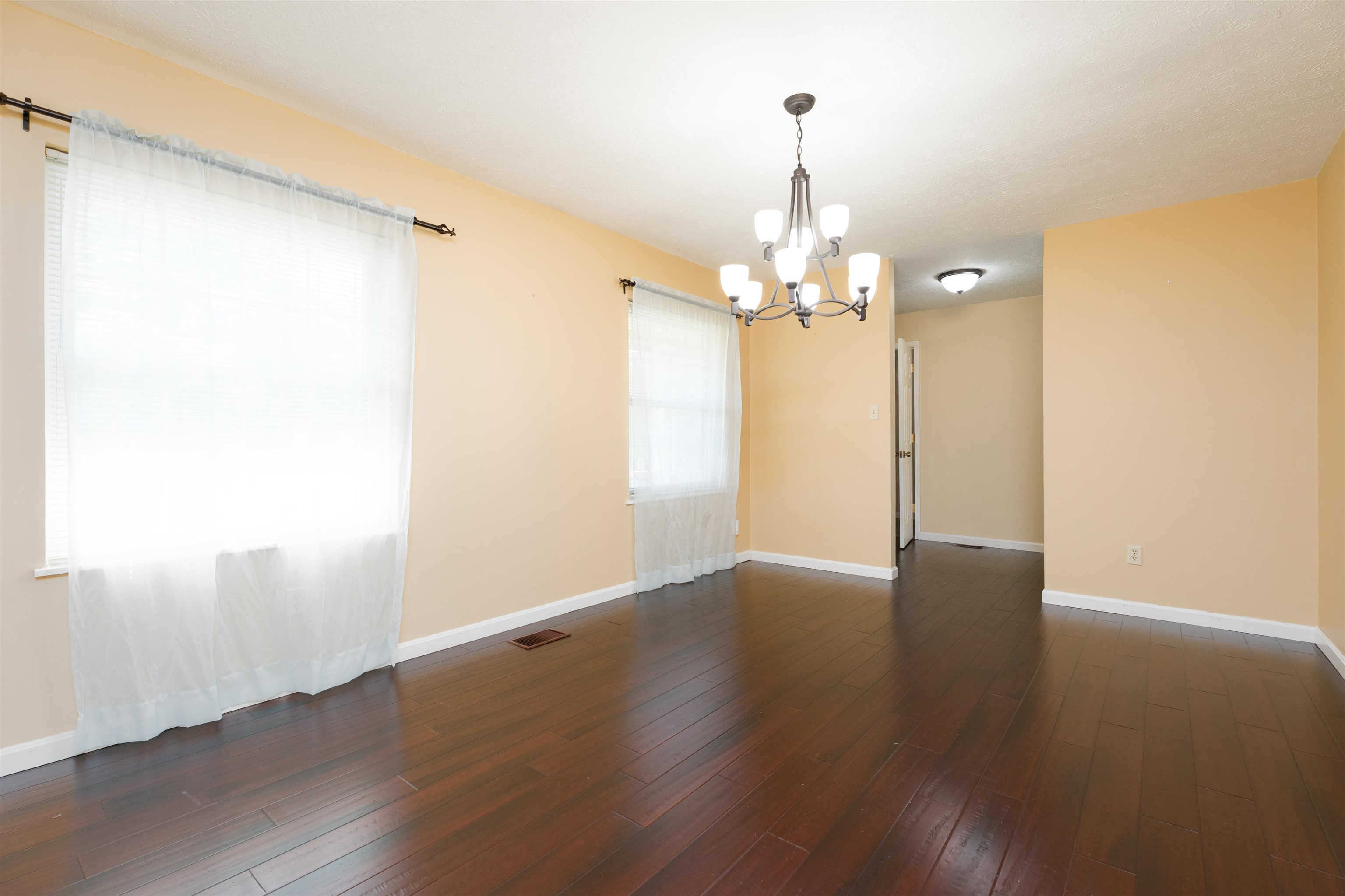 4022 Yates Dr, Owensboro, Kentucky 42301, 3 Bedrooms Bedrooms, ,2 BathroomsBathrooms,Single Family Residence,For Sale,Yates Dr,89954