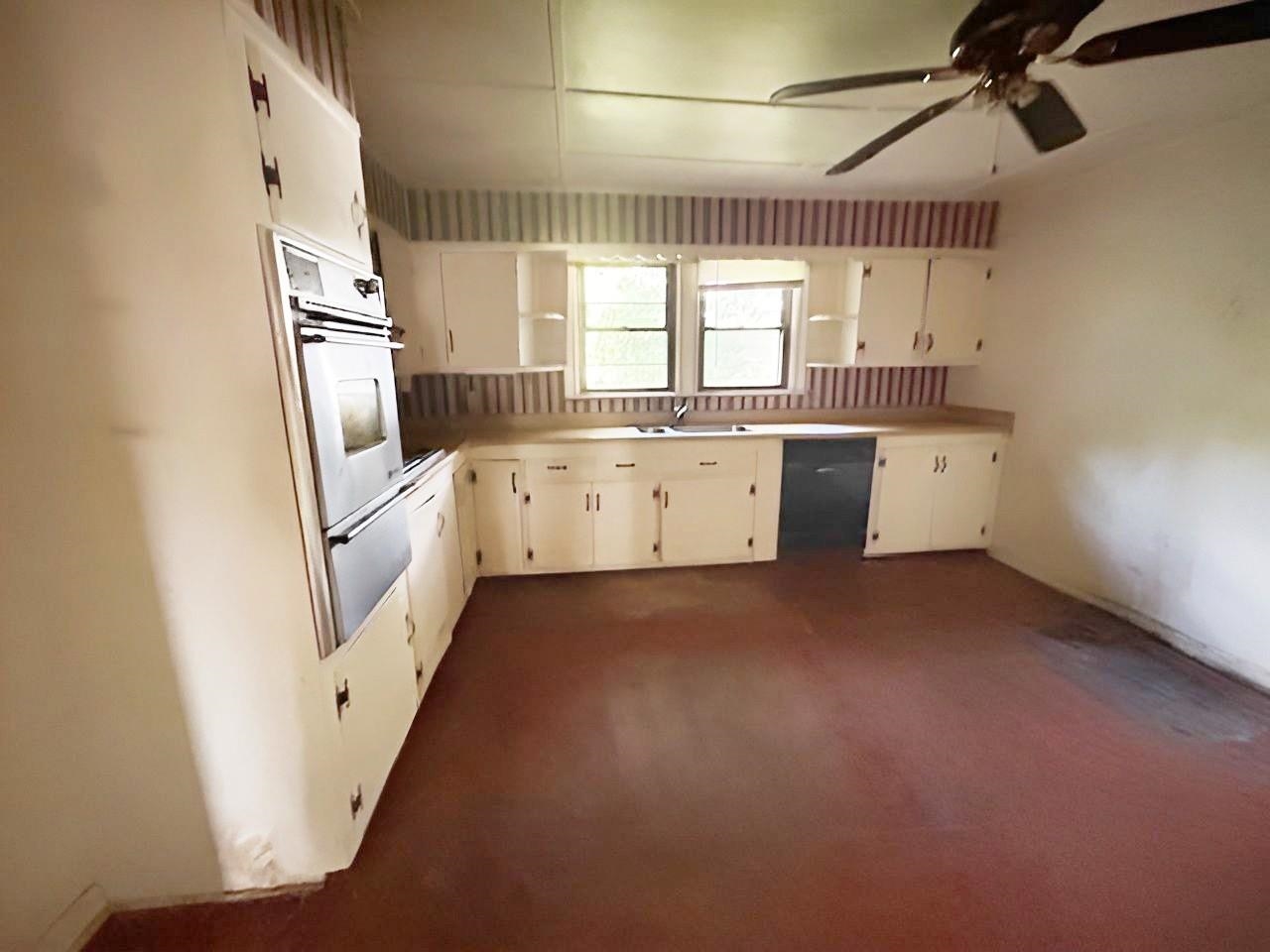2505 Hwy 60, Henderson, Kentucky 42420, 2 Bedrooms Bedrooms, ,1 BathroomBathrooms,Single Family Residence,For Sale,Hwy 60,89958