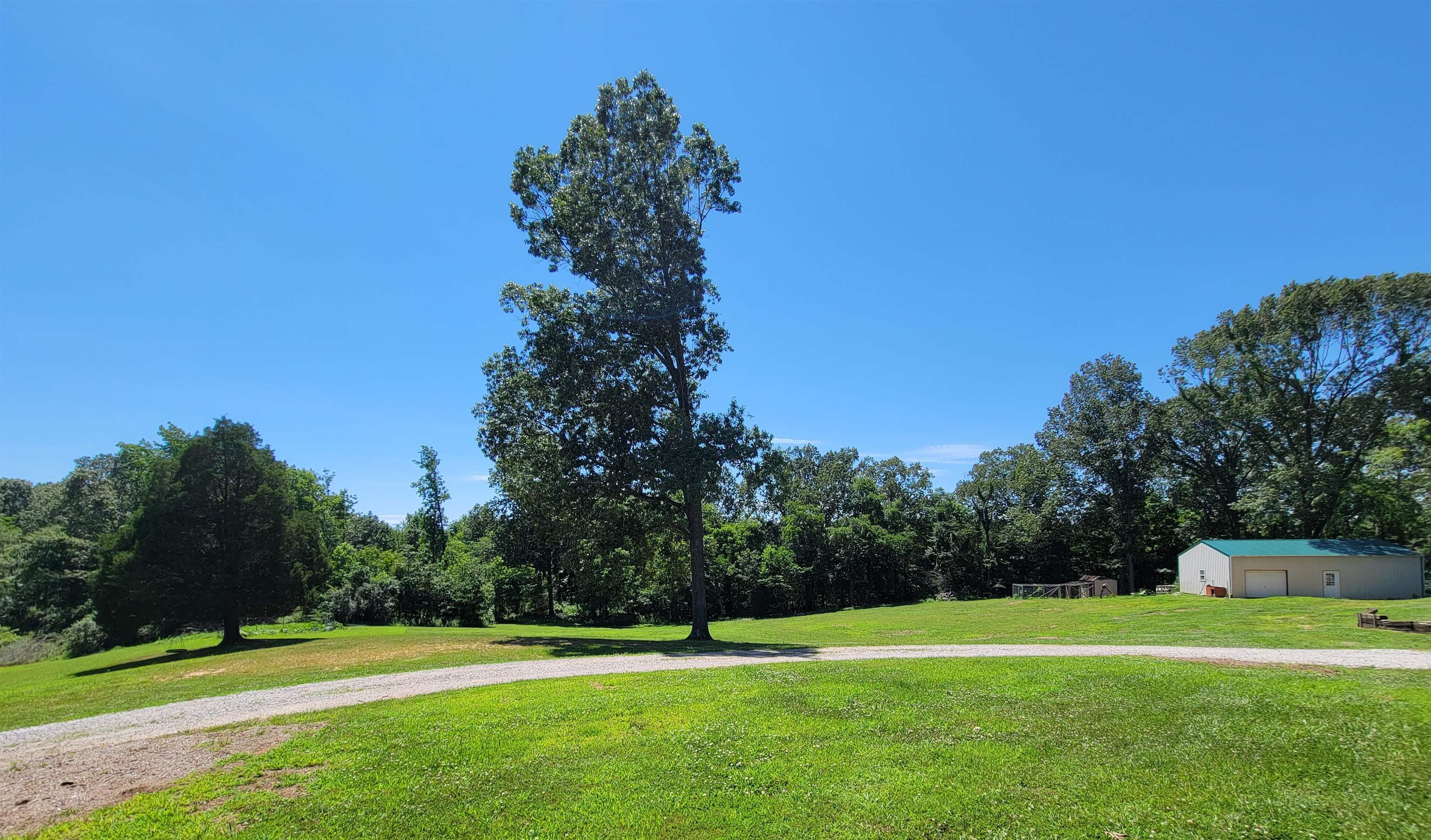 7466 US HWY 62, Beaver Dam, Kentucky 42320, 3 Bedrooms Bedrooms, ,2 BathroomsBathrooms,Single Family Residence,For Sale,US HWY 62,89960
