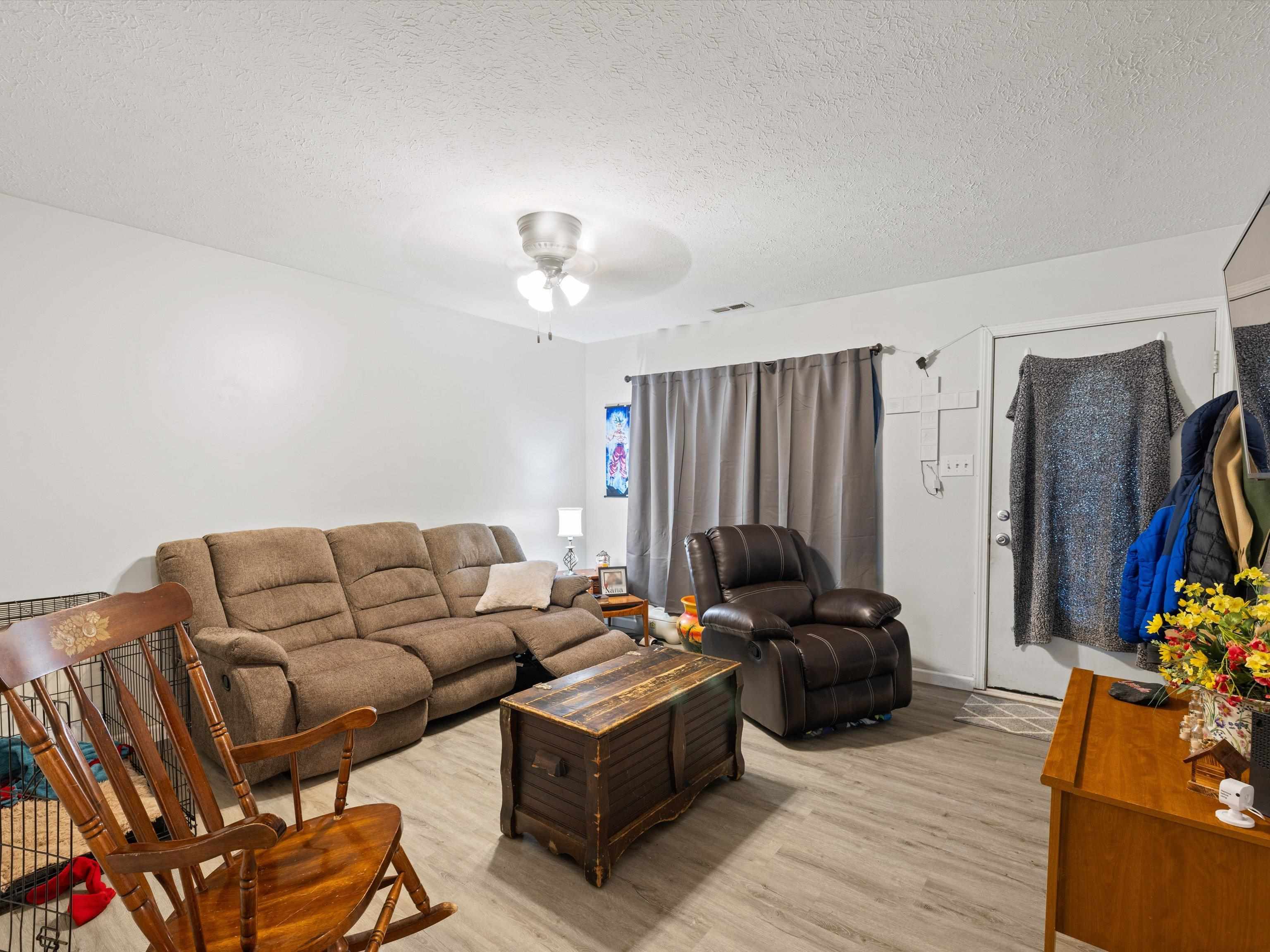 1811 Monarch Ave., Owensboro, Kentucky 42303, 3 Bedrooms Bedrooms, ,1 BathroomBathrooms,Single Family Residence,For Sale,Monarch Ave.,89962