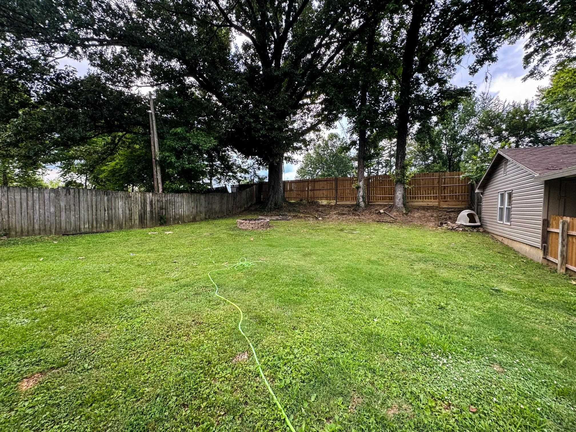 6558 Harmony Drive, Utica, Kentucky 42376, 3 Bedrooms Bedrooms, ,2 BathroomsBathrooms,Single Family Residence,For Sale,Harmony Drive,89963