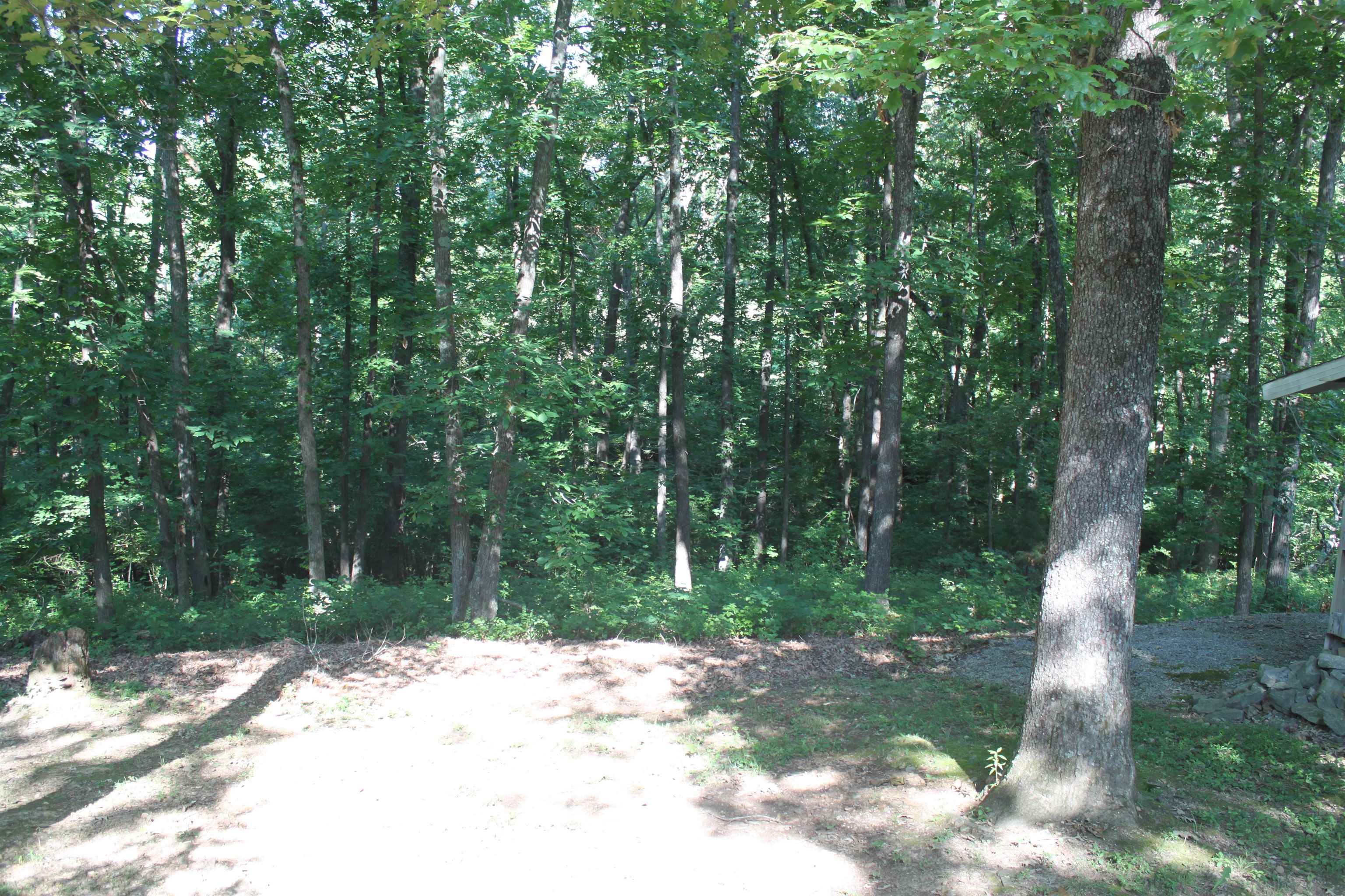 84 Arrowhead Rd, Eddyville, Kentucky 42038, 2 Bedrooms Bedrooms, ,1 BathroomBathrooms,Single Family Residence,For Sale,Arrowhead Rd,89967