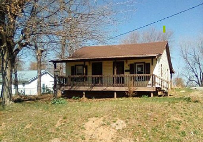 245 Depot St, Greenville, Kentucky 42345, 2 Bedrooms Bedrooms, ,1 BathroomBathrooms,Single Family Residence,For Sale,Depot St,89970