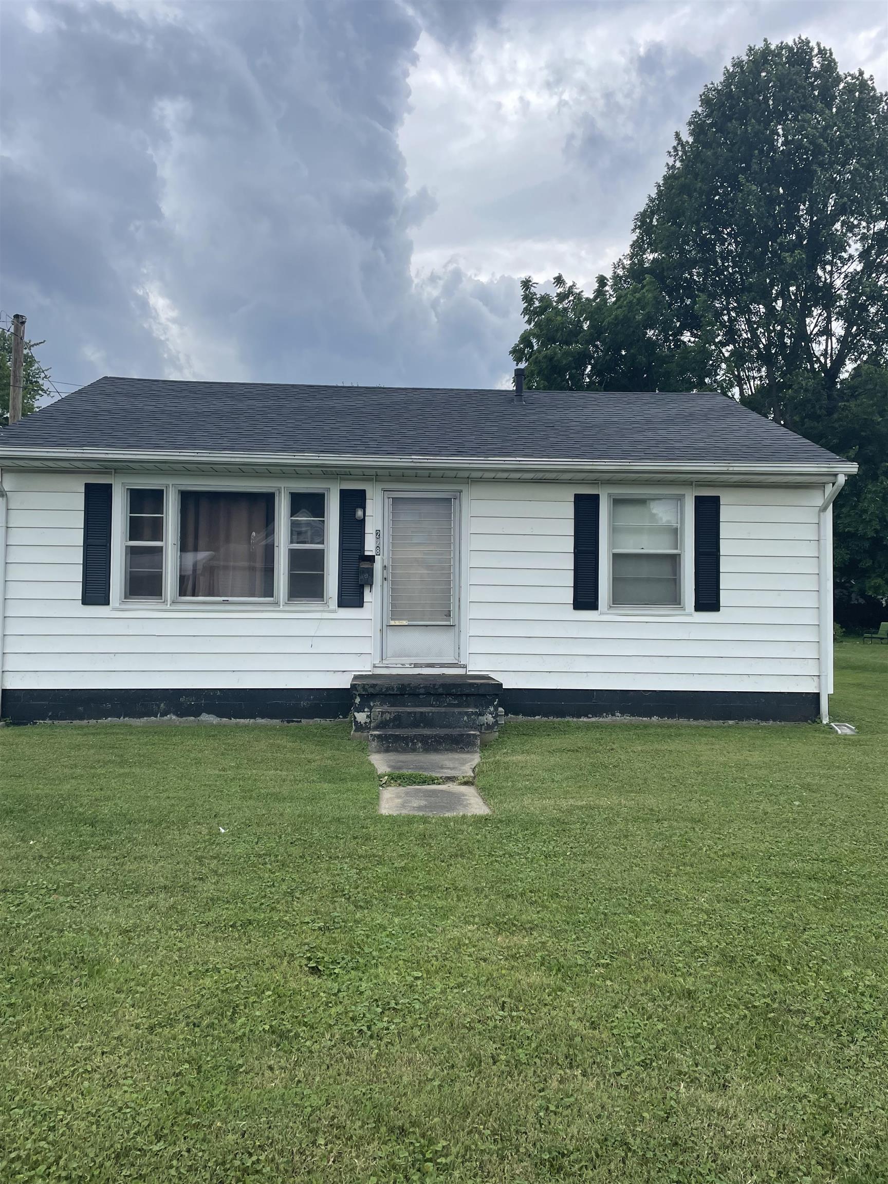 228 Byers Ave., Owensboro, Kentucky 42303, 2 Bedrooms Bedrooms, ,1 BathroomBathrooms,Single Family Residence,For Sale,Byers Ave.,89972