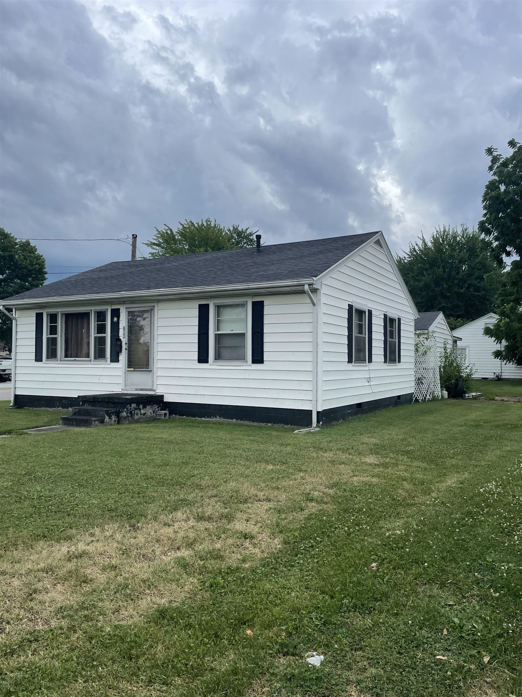 228 Byers Ave., Owensboro, Kentucky 42303, 2 Bedrooms Bedrooms, ,1 BathroomBathrooms,Single Family Residence,For Sale,Byers Ave.,89972