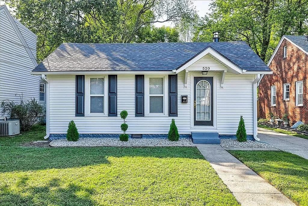 520 Hill Ave, Owensboro, Kentucky 42301-5065, 2 Bedrooms Bedrooms, ,1 BathroomBathrooms,Single Family Residence,For Sale,Hill Ave,89975