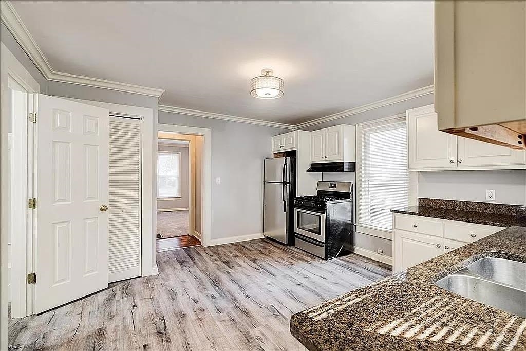 520 Hill Ave, Owensboro, Kentucky 42301-5065, 2 Bedrooms Bedrooms, ,1 BathroomBathrooms,Single Family Residence,For Sale,Hill Ave,89975