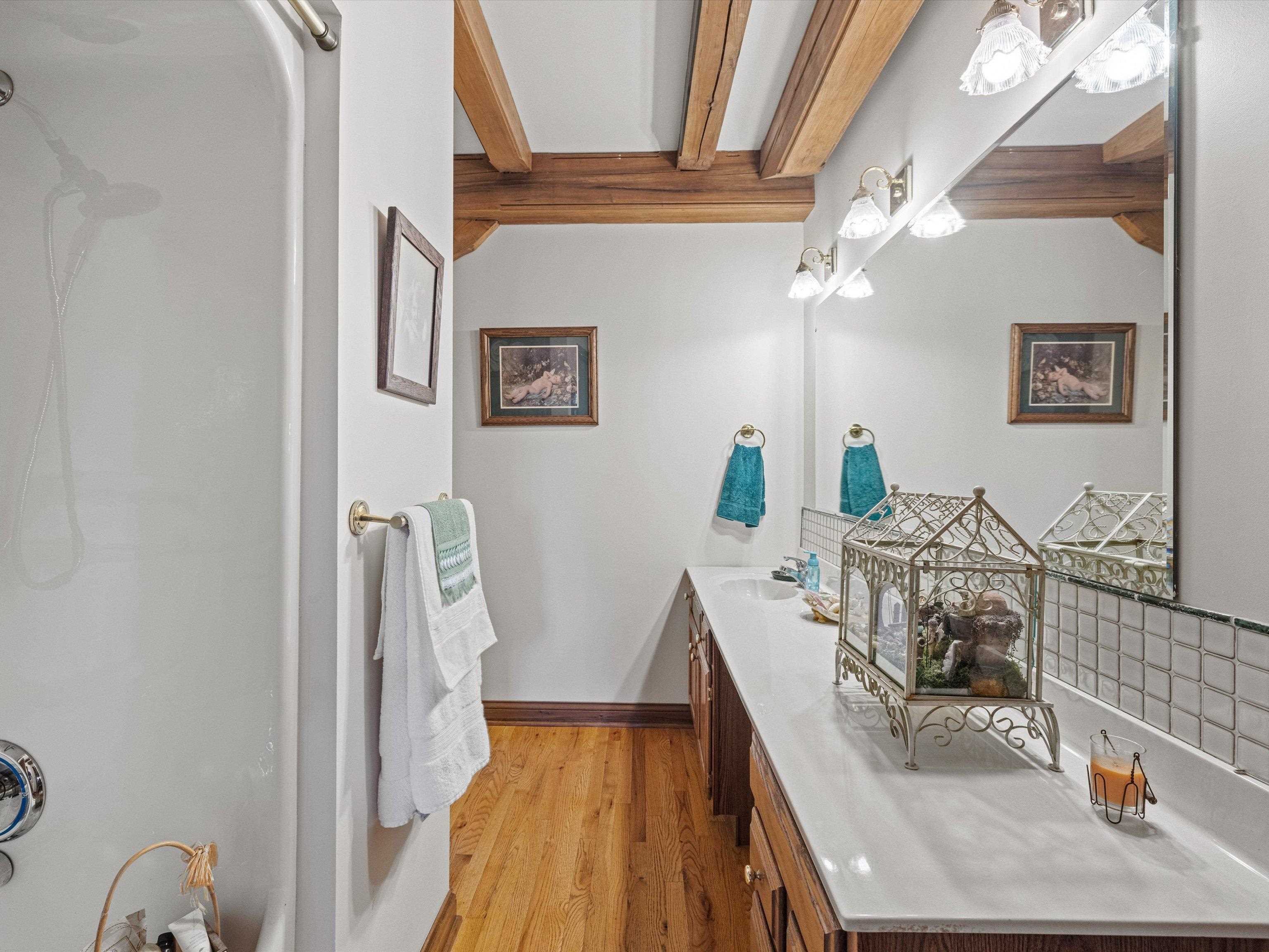 333 Barnetts Creek Road, Utica, Kentucky 42376, 5 Bedrooms Bedrooms, ,4 BathroomsBathrooms,Farm,For Sale,Barnetts Creek Road,89978