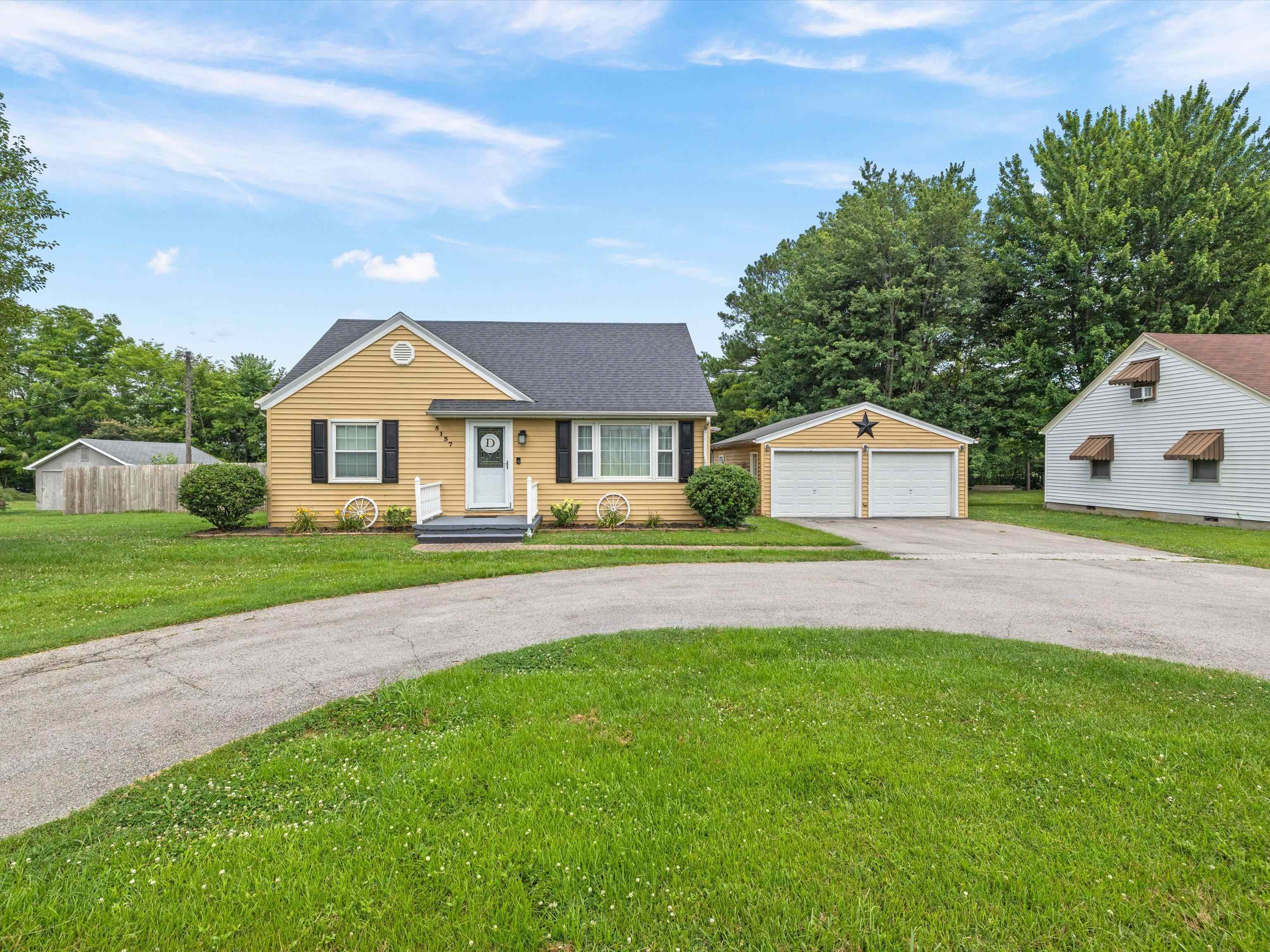 5137 HWY 56, Owensboro, Kentucky 42301, 3 Bedrooms Bedrooms, ,1 BathroomBathrooms,Single Family Residence,For Sale,HWY 56,89980