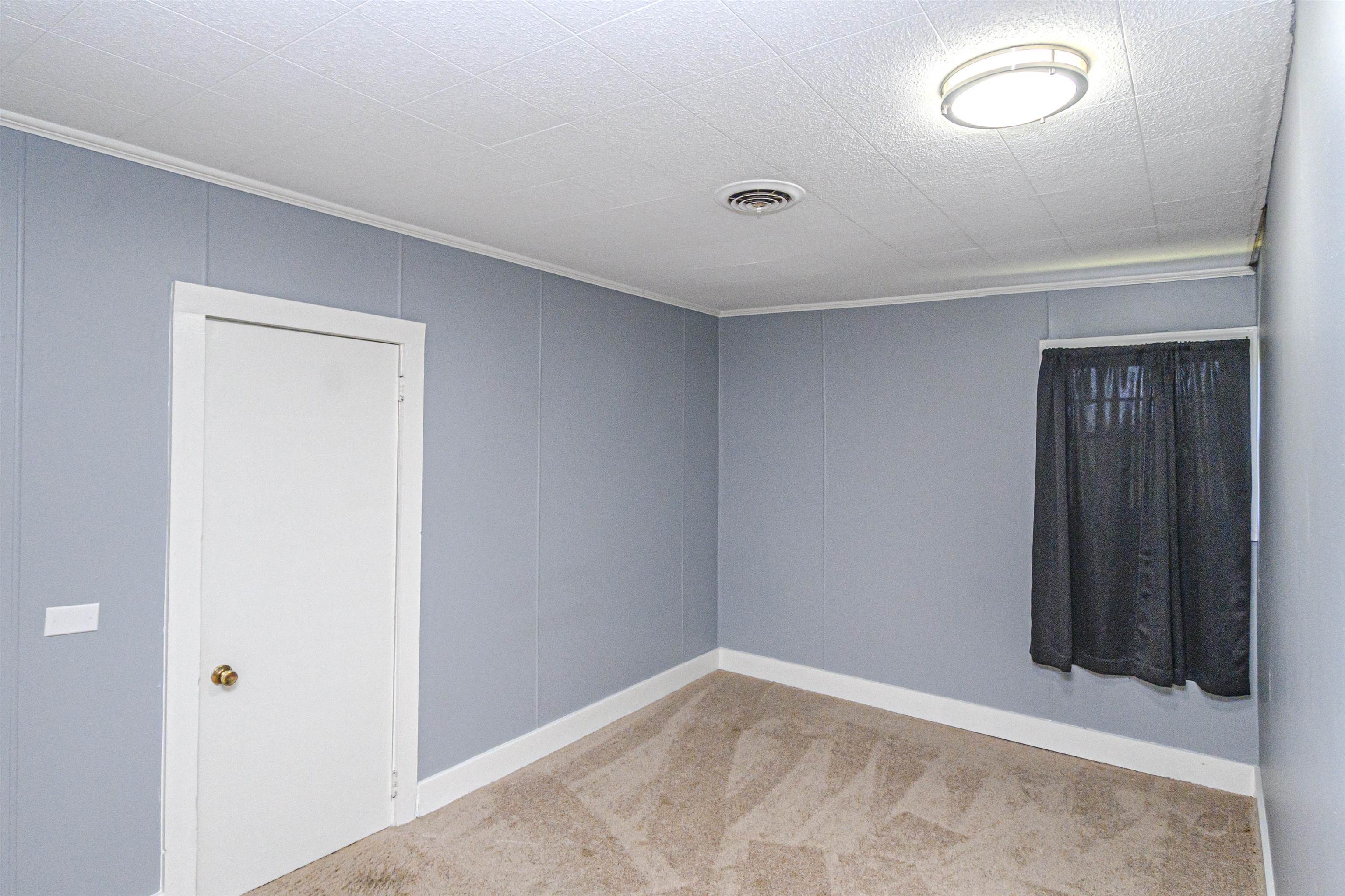 1345 Niles Rd, Dawson Springs, Kentucky 42408, 2 Bedrooms Bedrooms, ,1 BathroomBathrooms,Single Family Residence,For Sale,Niles Rd,89983