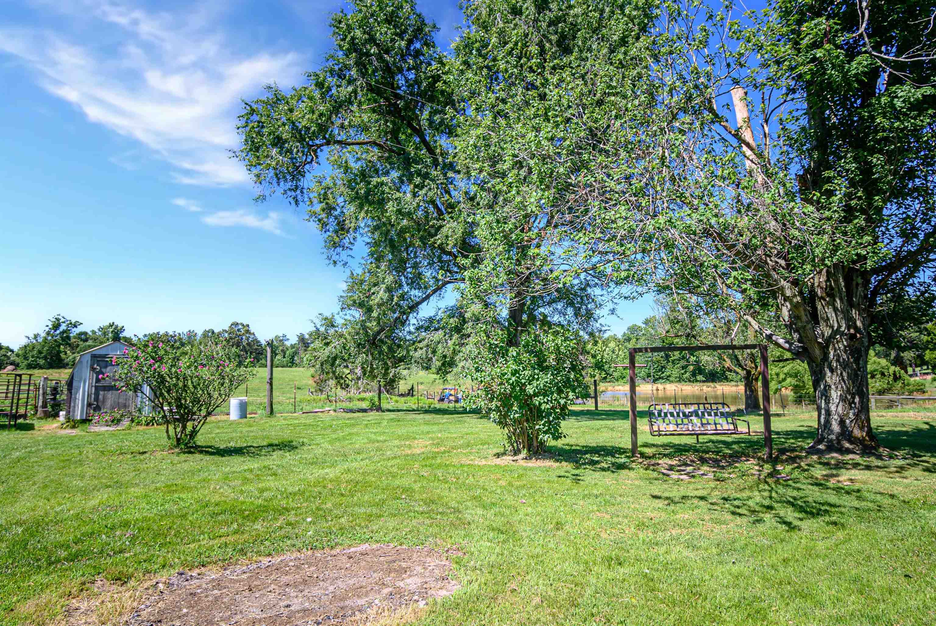 1345 Niles Rd, Dawson Springs, Kentucky 42408, 2 Bedrooms Bedrooms, ,1 BathroomBathrooms,Single Family Residence,For Sale,Niles Rd,89983