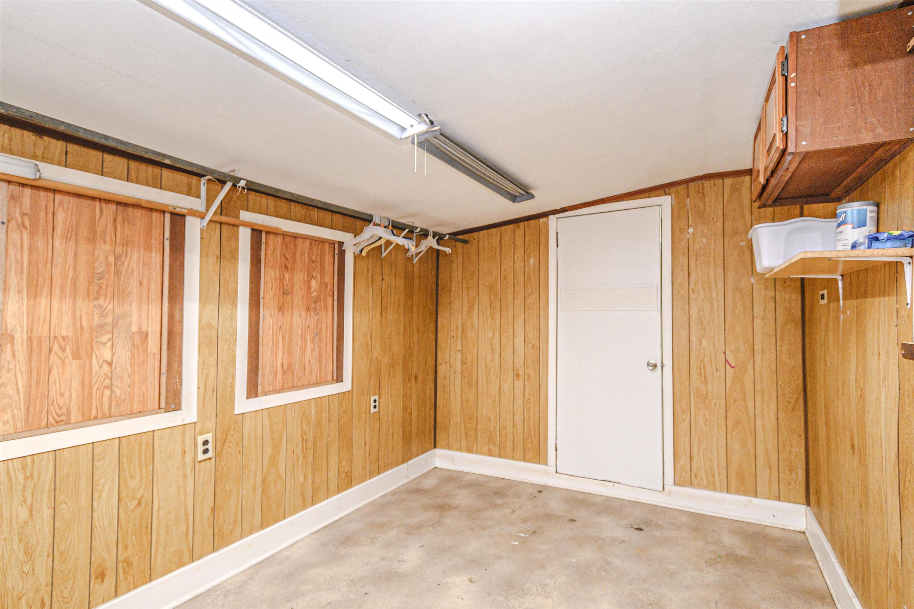 1345 Niles Rd, Dawson Springs, Kentucky 42408, 2 Bedrooms Bedrooms, ,1 BathroomBathrooms,Single Family Residence,For Sale,Niles Rd,89983
