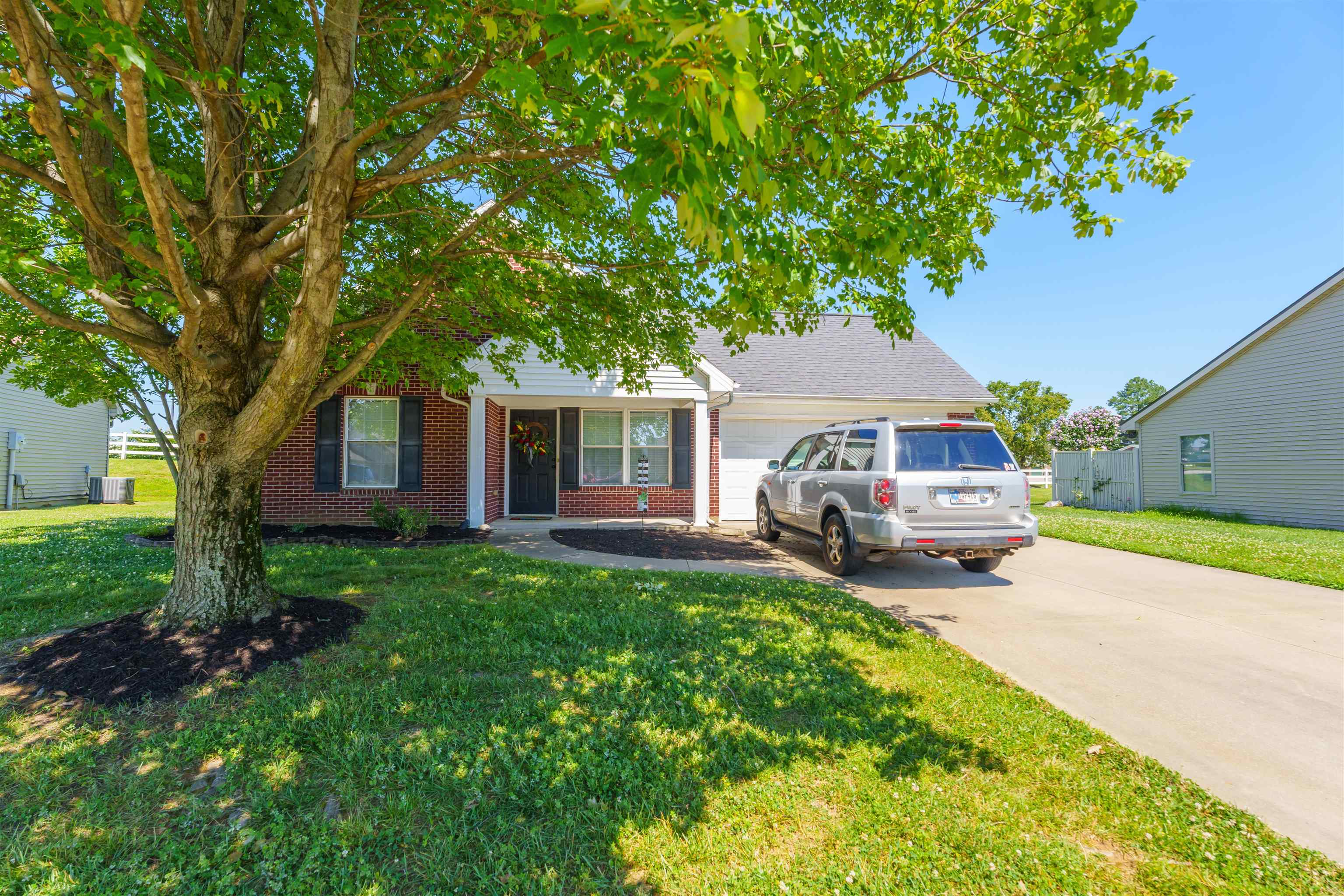 3108 Harness Loop, Owensboro, Kentucky 42303, 3 Bedrooms Bedrooms, ,2 BathroomsBathrooms,Single Family Residence,For Sale,Harness Loop,89987