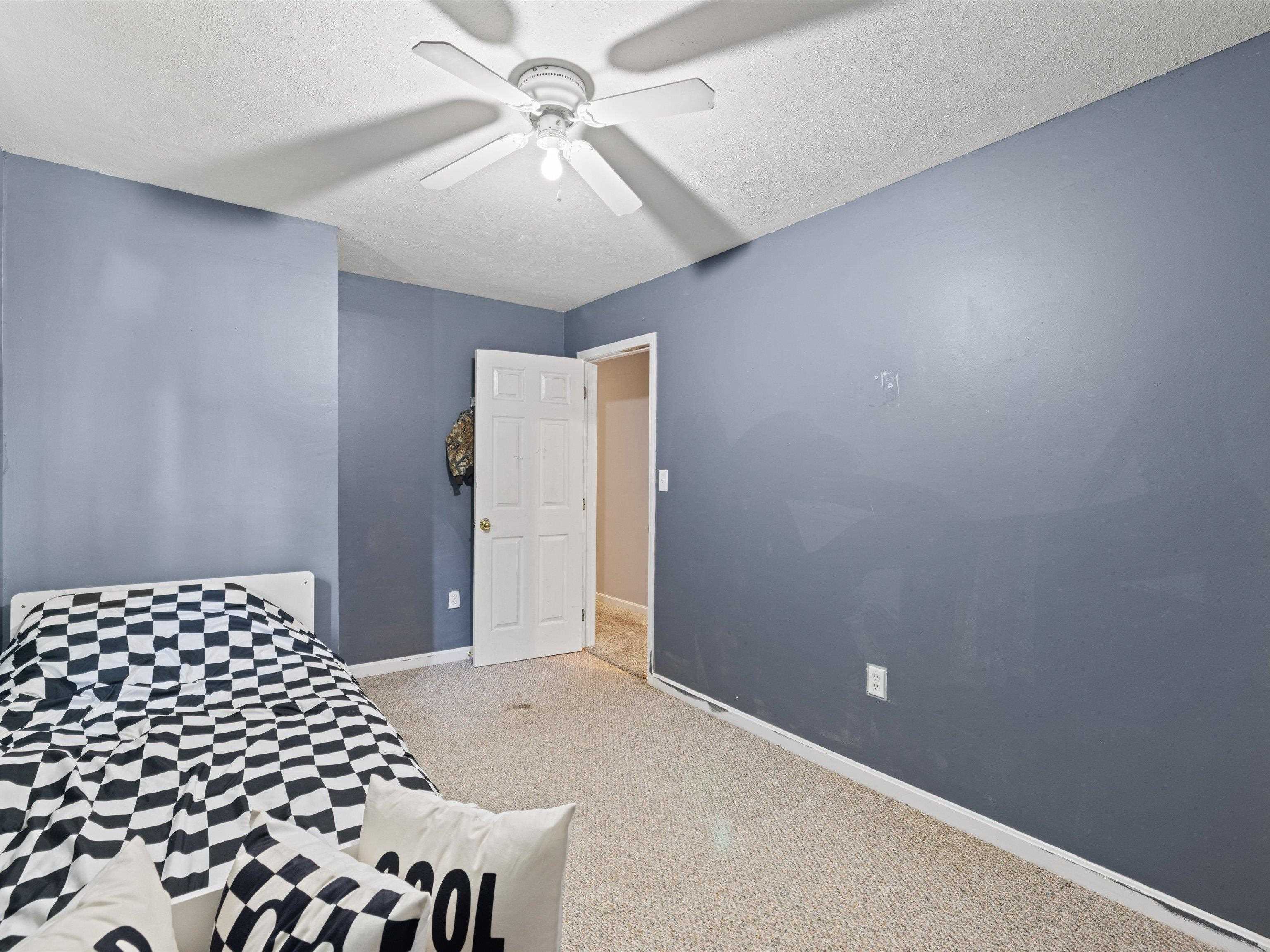 133 Countryside Dr, Centertown, Kentucky 42328, 5 Bedrooms Bedrooms, ,2 BathroomsBathrooms,Single Family Residence,For Sale,Countryside Dr,89989