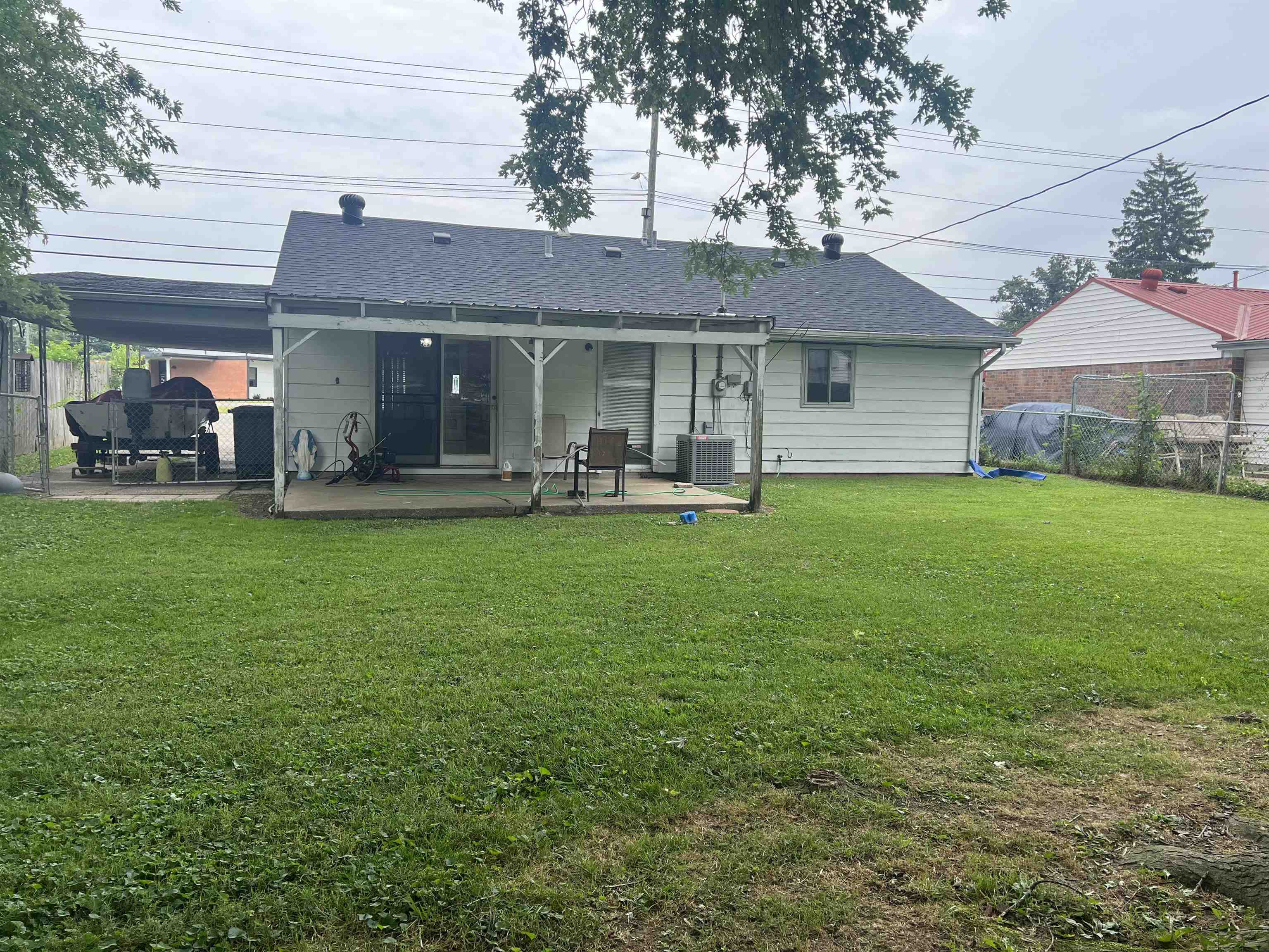 2762 Cravens Ave, Owensboro, Kentucky 42301, 3 Bedrooms Bedrooms, ,1 BathroomBathrooms,Ranch,For Sale,Cravens Ave,89994