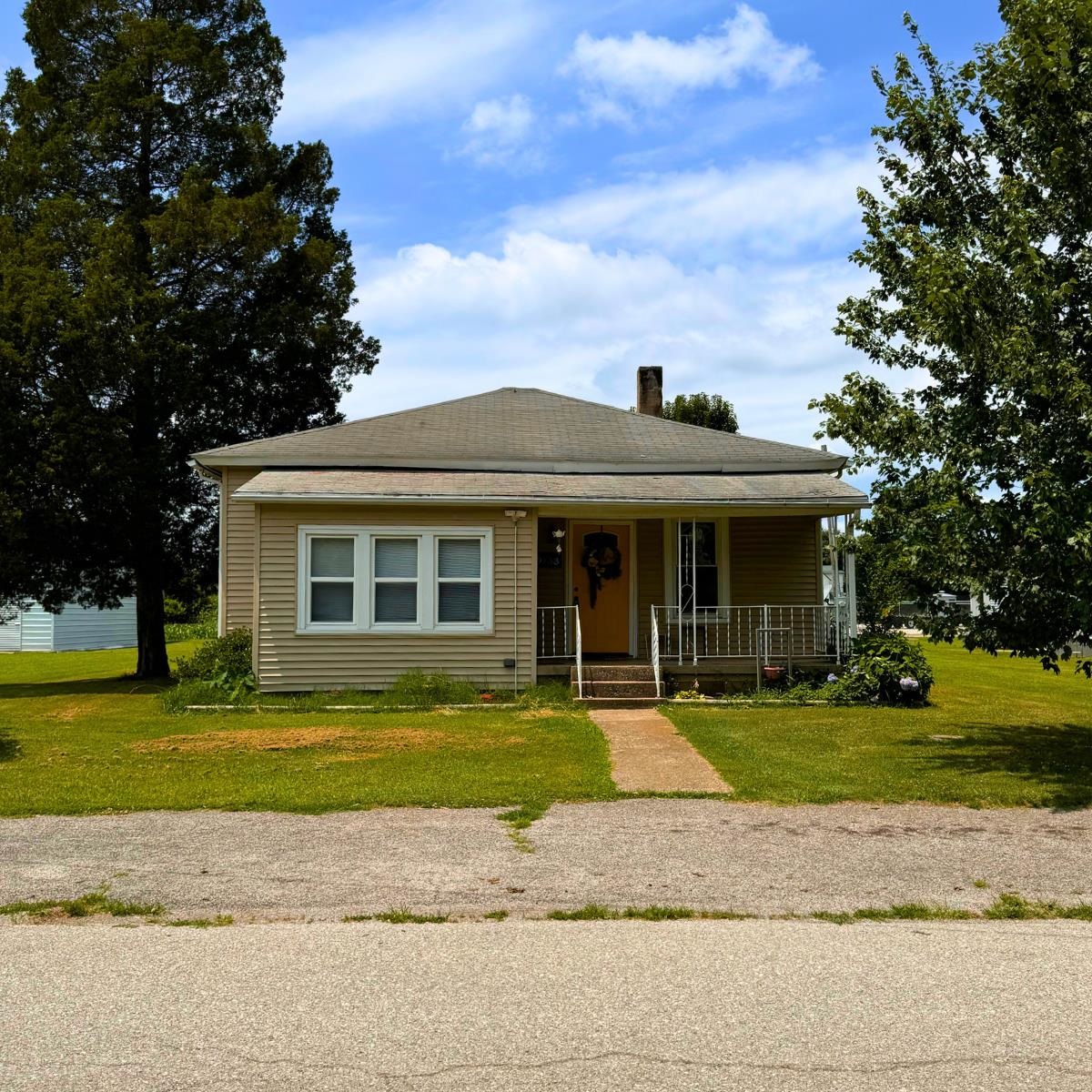 9133 Sacra Drive, Maceo, Kentucky 42355, 2 Bedrooms Bedrooms, ,1 BathroomBathrooms,Single Family Residence,For Sale,Sacra Drive,90004