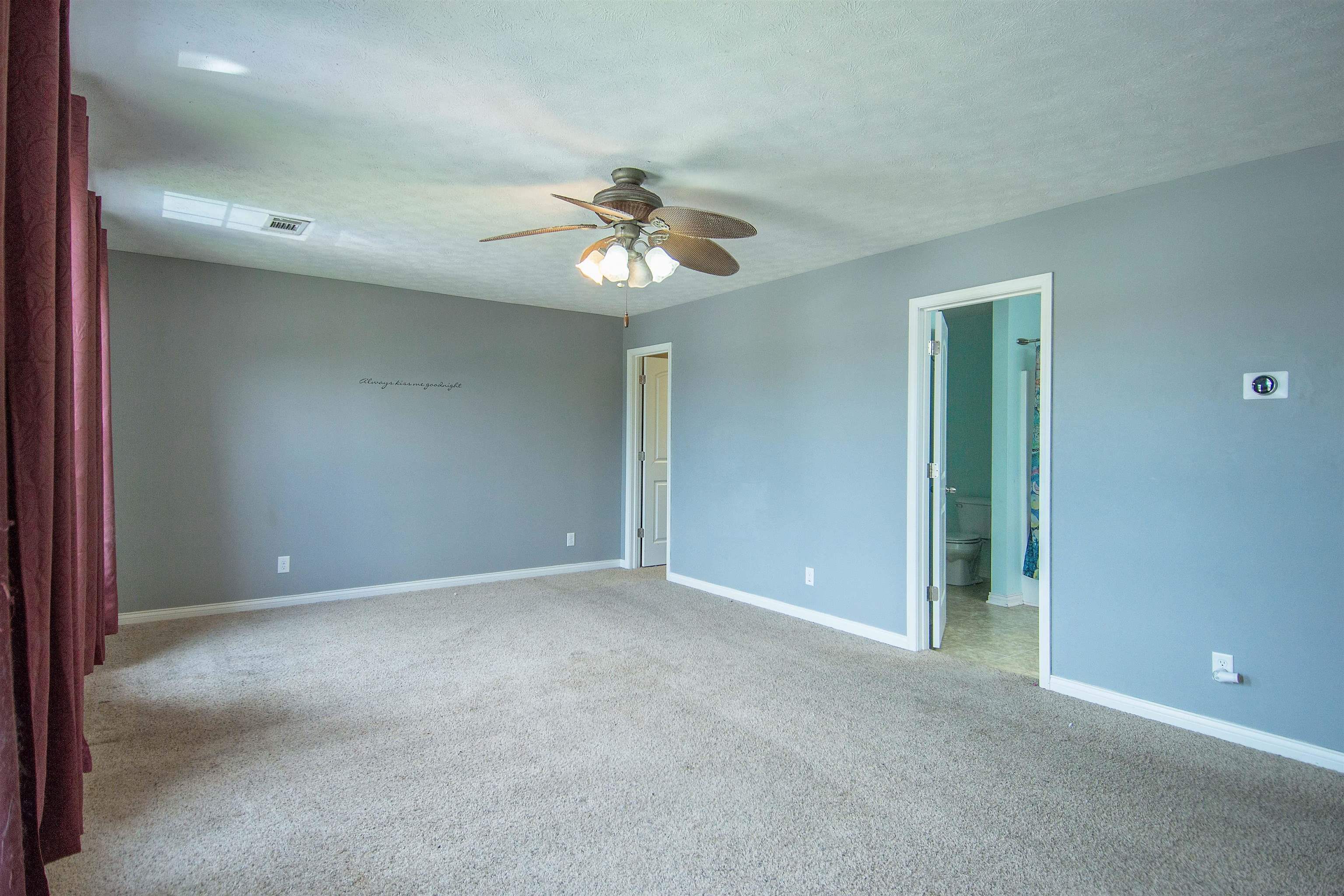 2986 Summer Point Court, Owensboro, Kentucky 42303, 4 Bedrooms Bedrooms, ,2 BathroomsBathrooms,Single Family Residence,For Sale,Summer Point Court,90005