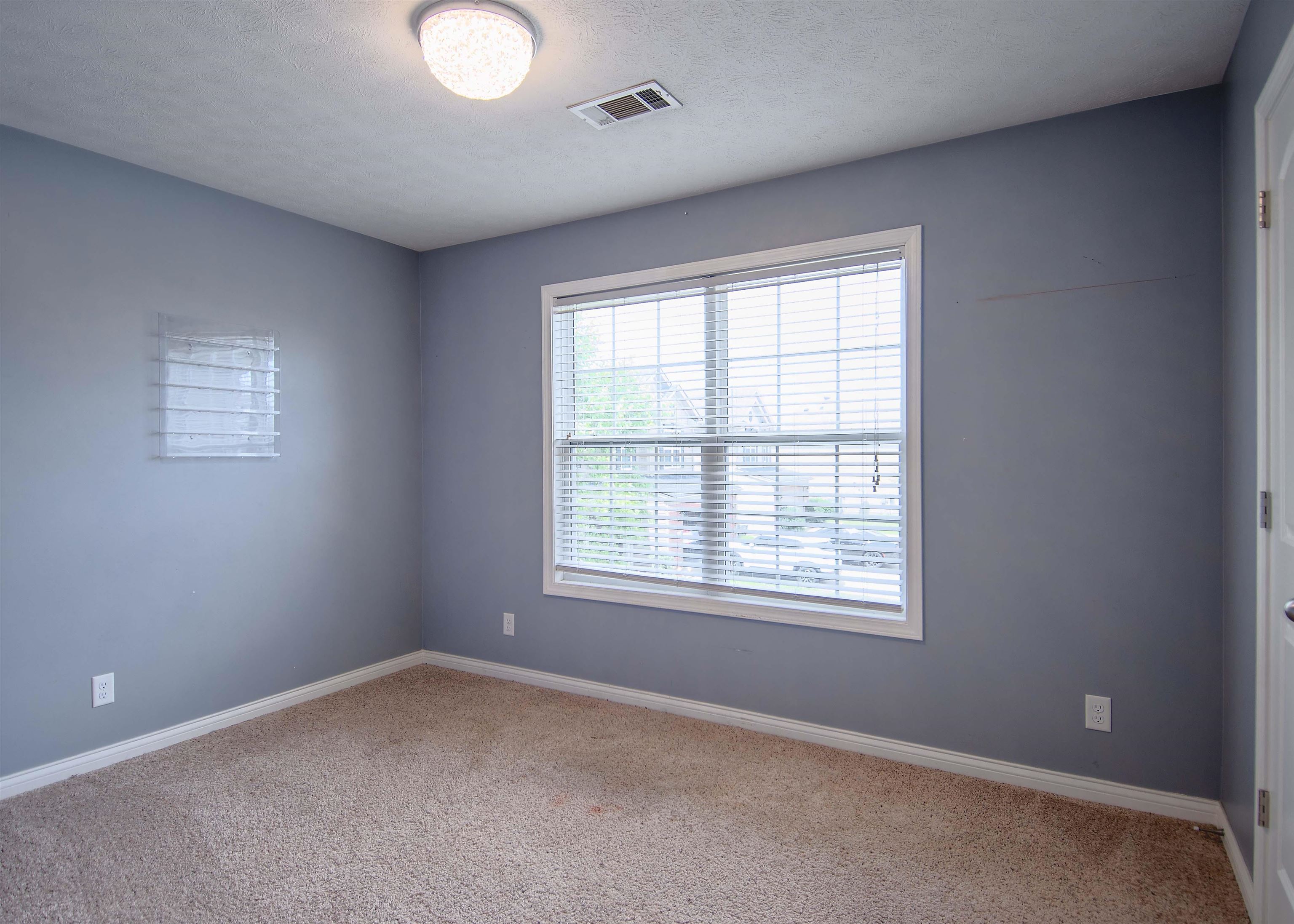 2986 Summer Point Court, Owensboro, Kentucky 42303, 4 Bedrooms Bedrooms, ,2 BathroomsBathrooms,Single Family Residence,For Sale,Summer Point Court,90005