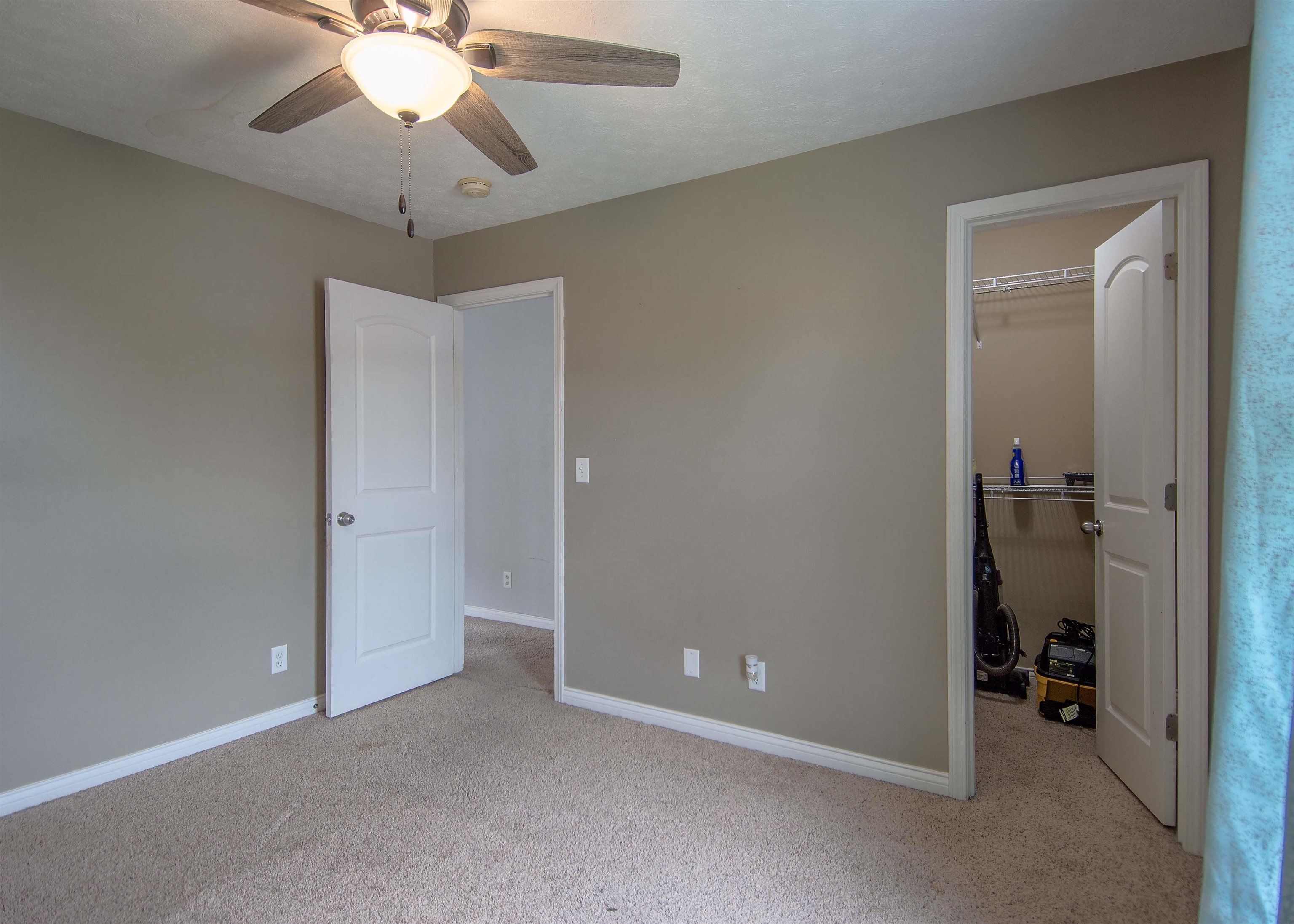 2986 Summer Point Court, Owensboro, Kentucky 42303, 4 Bedrooms Bedrooms, ,2 BathroomsBathrooms,Single Family Residence,For Sale,Summer Point Court,90005