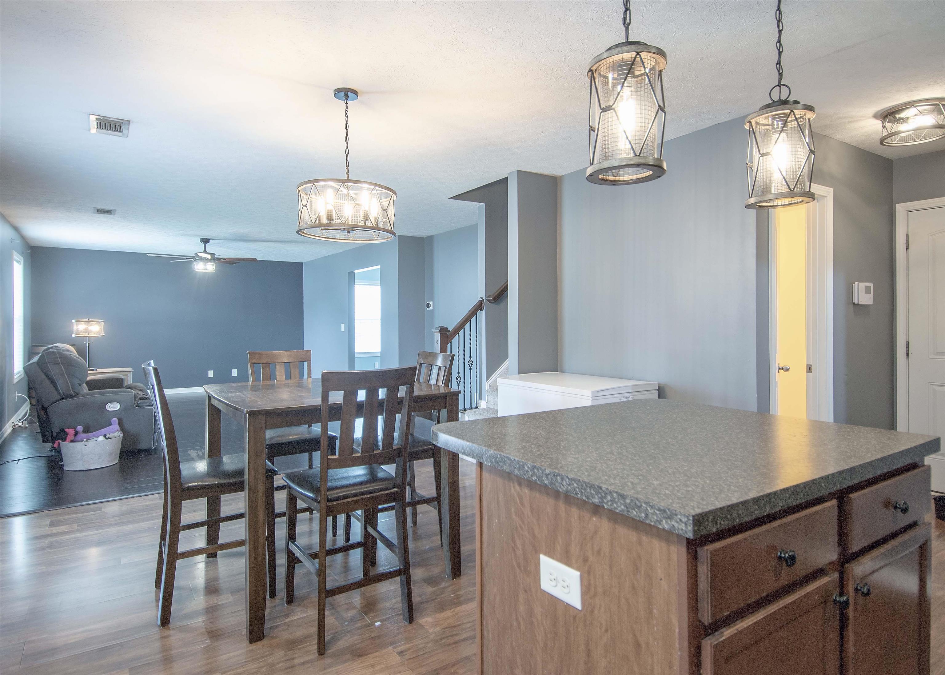 2986 Summer Point Court, Owensboro, Kentucky 42303, 4 Bedrooms Bedrooms, ,2 BathroomsBathrooms,Single Family Residence,For Sale,Summer Point Court,90005