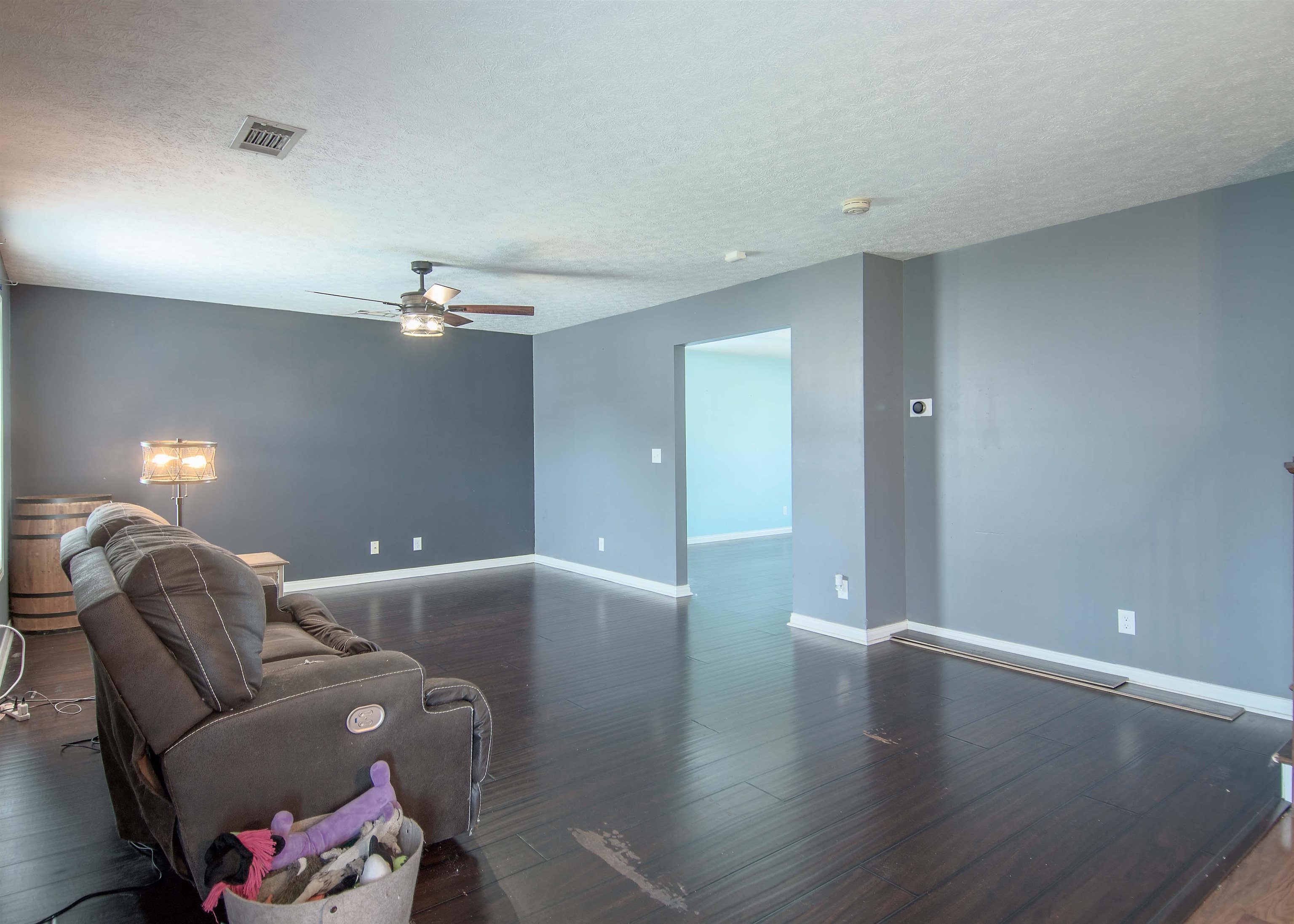 2986 Summer Point Court, Owensboro, Kentucky 42303, 4 Bedrooms Bedrooms, ,2 BathroomsBathrooms,Single Family Residence,For Sale,Summer Point Court,90005