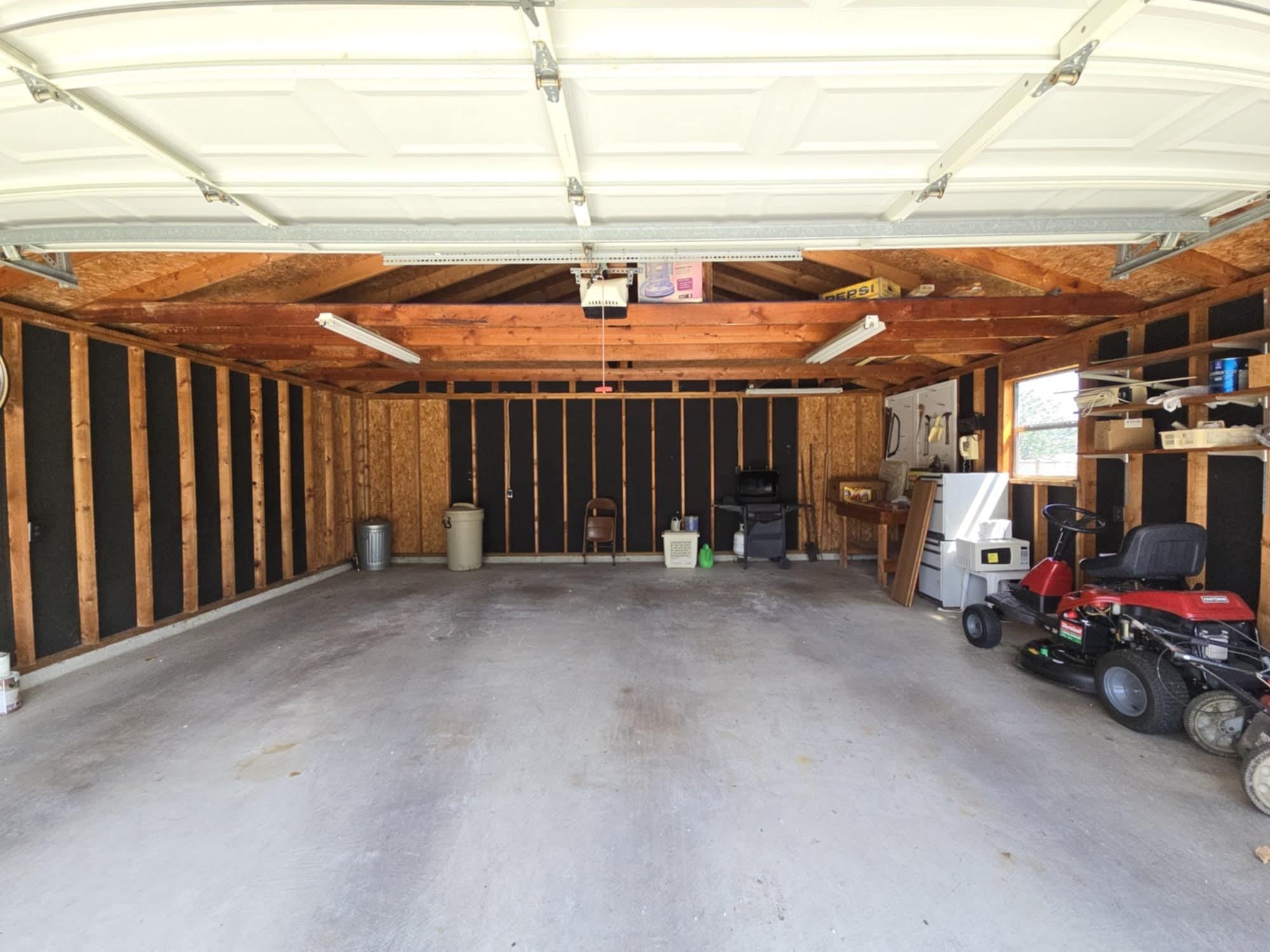 2511 Lewis Lane, Owensboro, Kentucky 42301, 3 Bedrooms Bedrooms, ,1 BathroomBathrooms,Single Family Residence,For Sale,Lewis Lane,90008