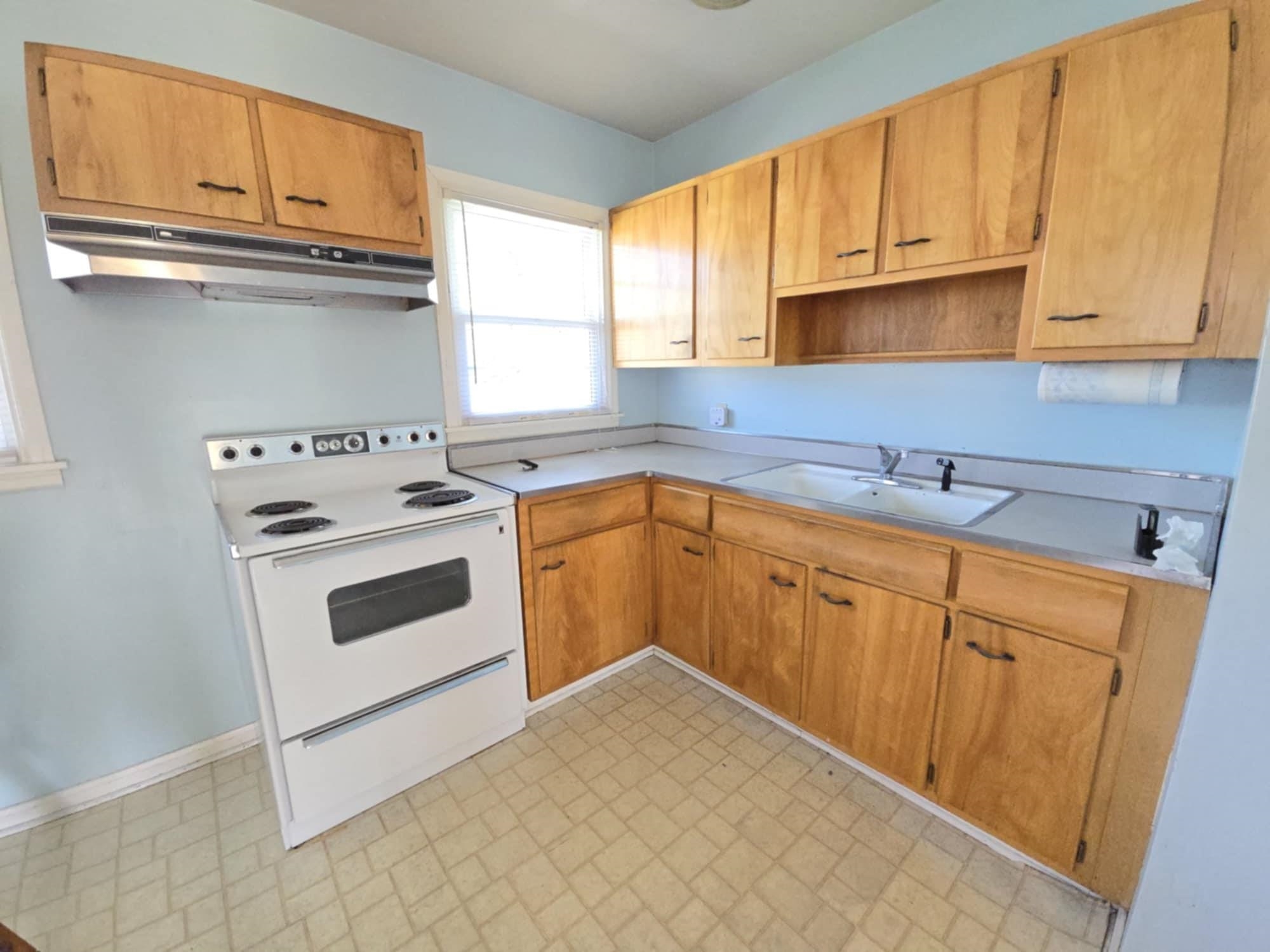 2511 Lewis Lane, Owensboro, Kentucky 42301, 3 Bedrooms Bedrooms, ,1 BathroomBathrooms,Single Family Residence,For Sale,Lewis Lane,90008