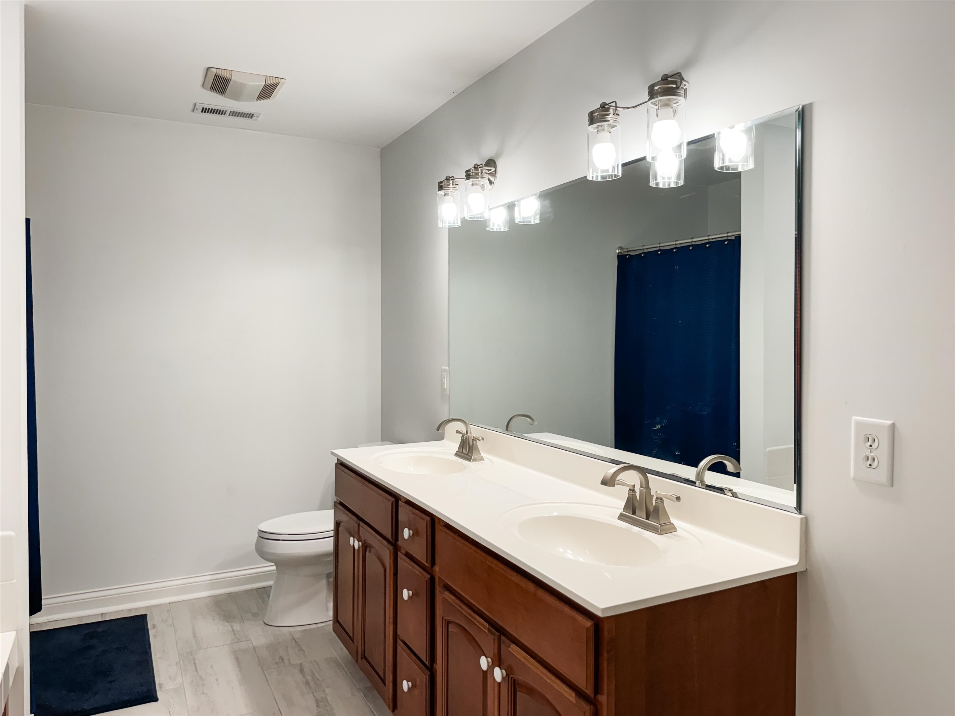 3910 Pine Lake Ct, Owensboro, Kentucky 42303, 3 Bedrooms Bedrooms, ,2 BathroomsBathrooms,Single Family Residence,For Sale,Pine Lake Ct,90014