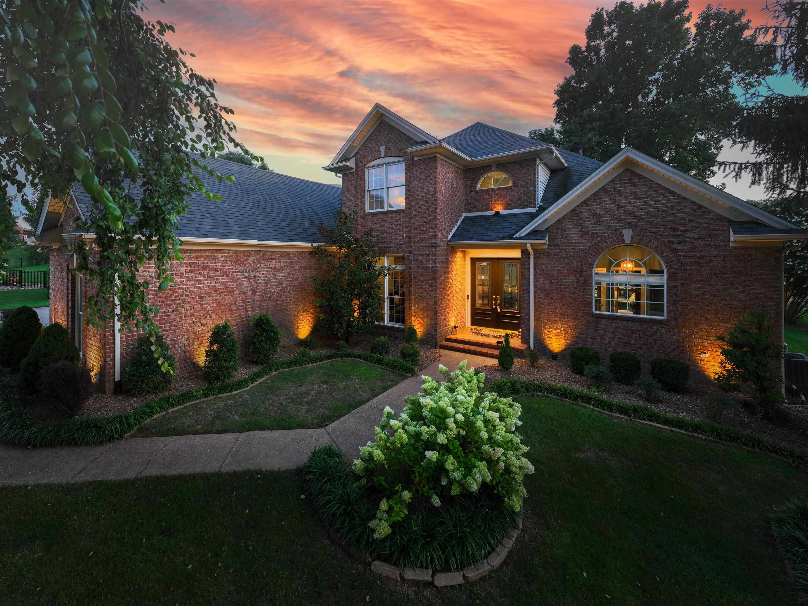 3038 Oak Knoll Cove, Owensboro, Kentucky 42303, 4 Bedrooms Bedrooms, ,2 BathroomsBathrooms,Single Family Residence,For Sale,Oak Knoll Cove,90023