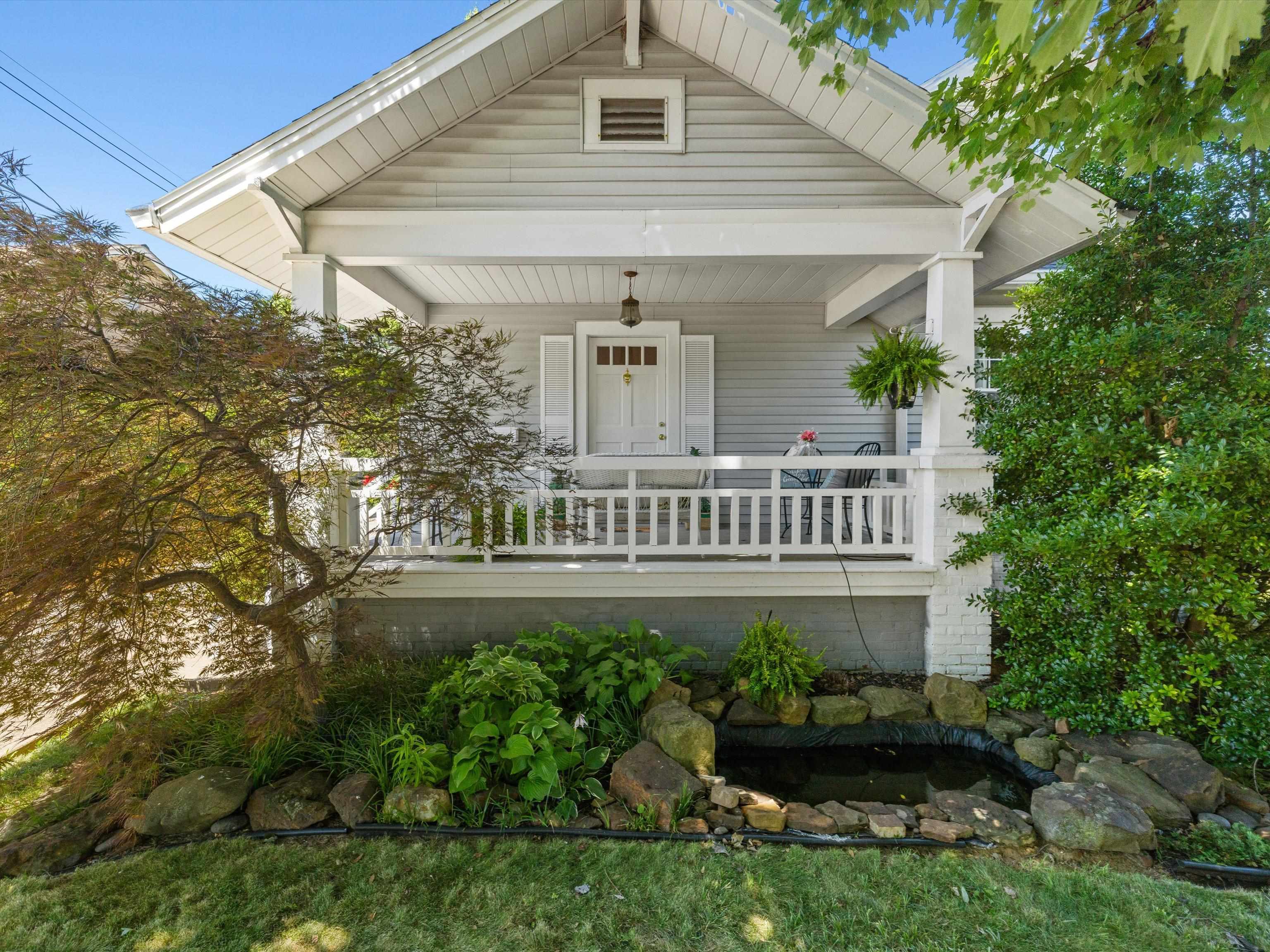 225 6th Street, Henderson, Kentucky 42420, 3 Bedrooms Bedrooms, ,3 BathroomsBathrooms,Single Family Residence,For Sale,6th Street,90025