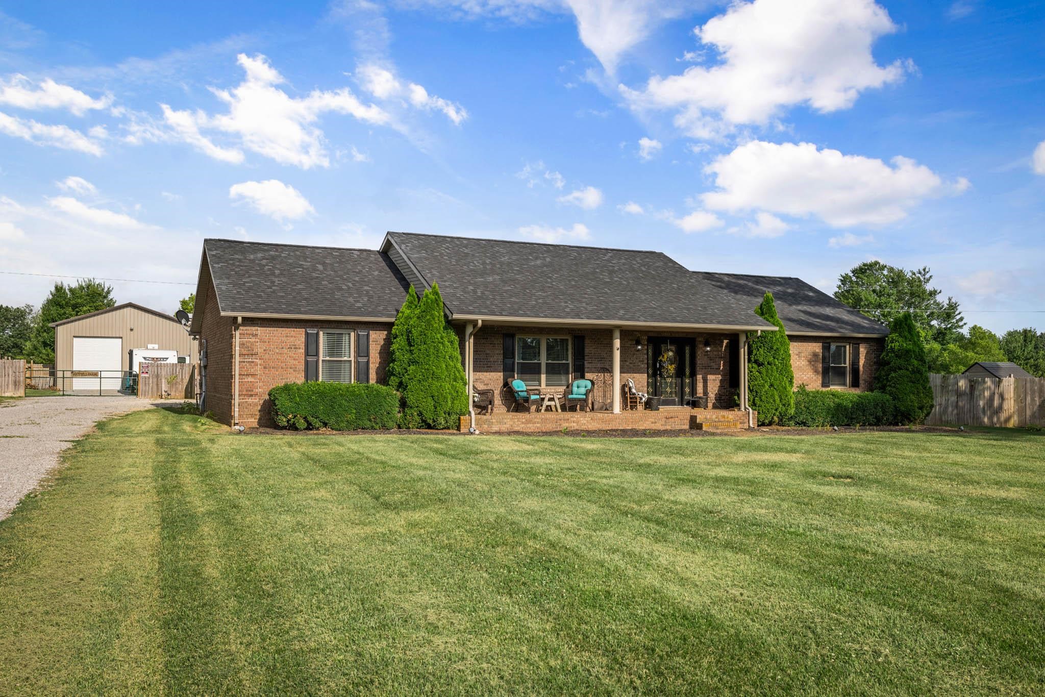 10858 Hwy 764, Whitesville, Kentucky 42378, 4 Bedrooms Bedrooms, ,2 BathroomsBathrooms,Single Family Residence,For Sale,Hwy 764,90032