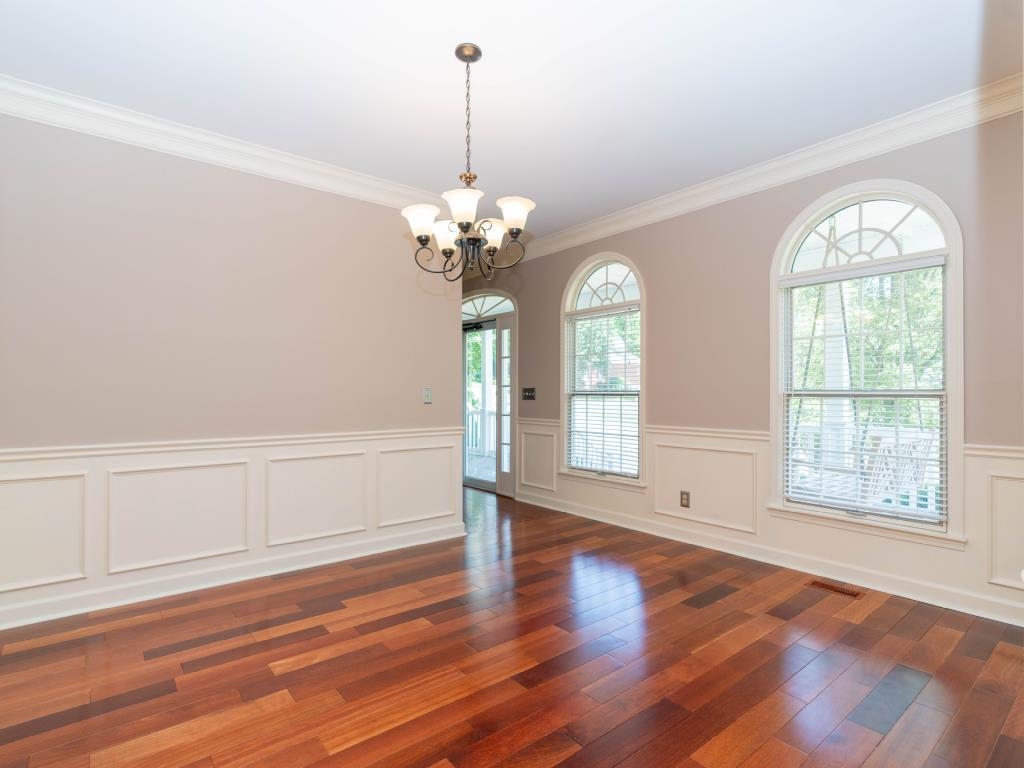 910 Belle Wood Dr, Henderson, Kentucky 42420, 5 Bedrooms Bedrooms, ,4 BathroomsBathrooms,Single Family Residence,For Sale,Belle Wood Dr,90035