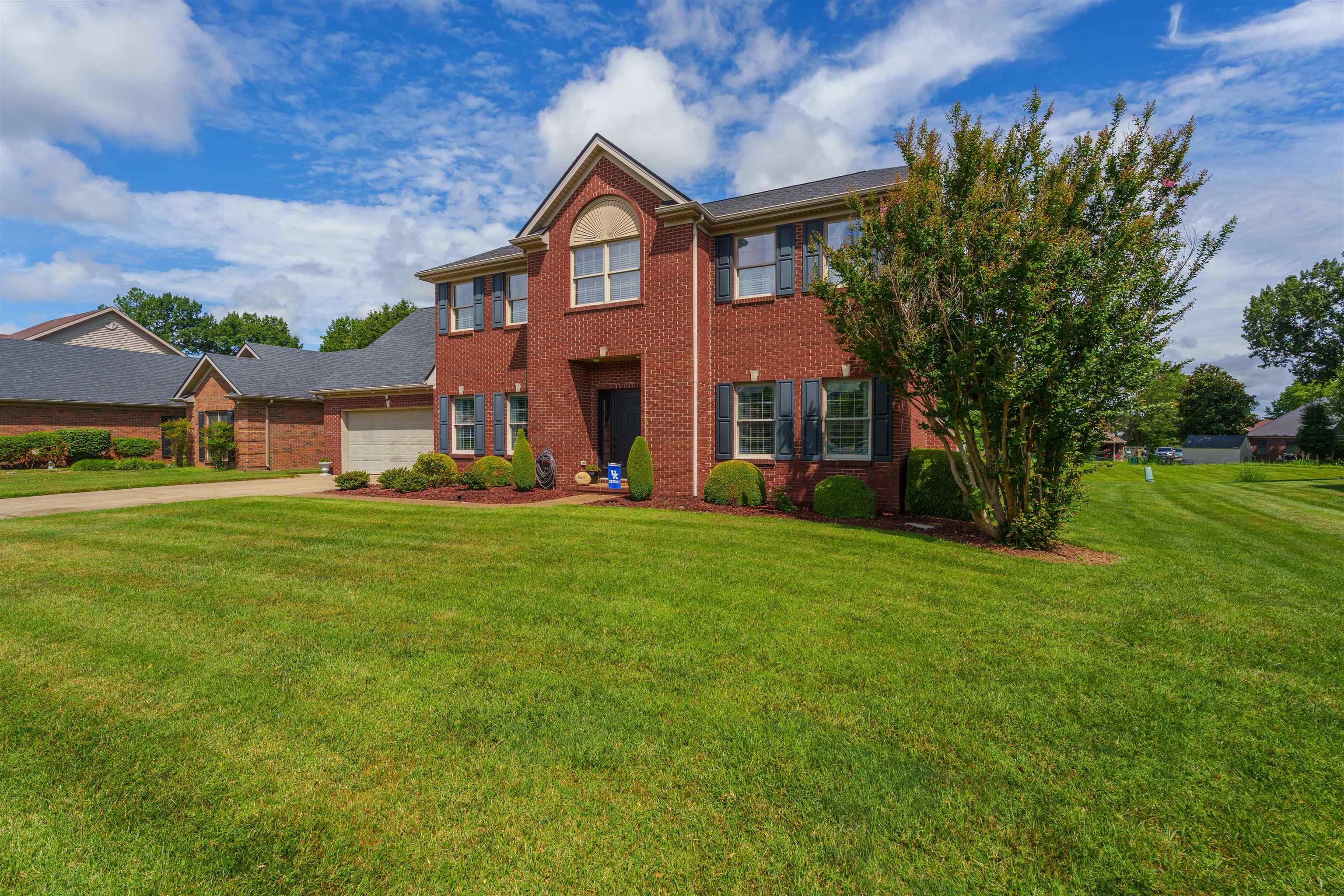 4224 Saddlebrooke Trail, Owensboro, Kentucky 42303, 4 Bedrooms Bedrooms, ,2 BathroomsBathrooms,Single Family Residence,For Sale,Saddlebrooke Trail,90036