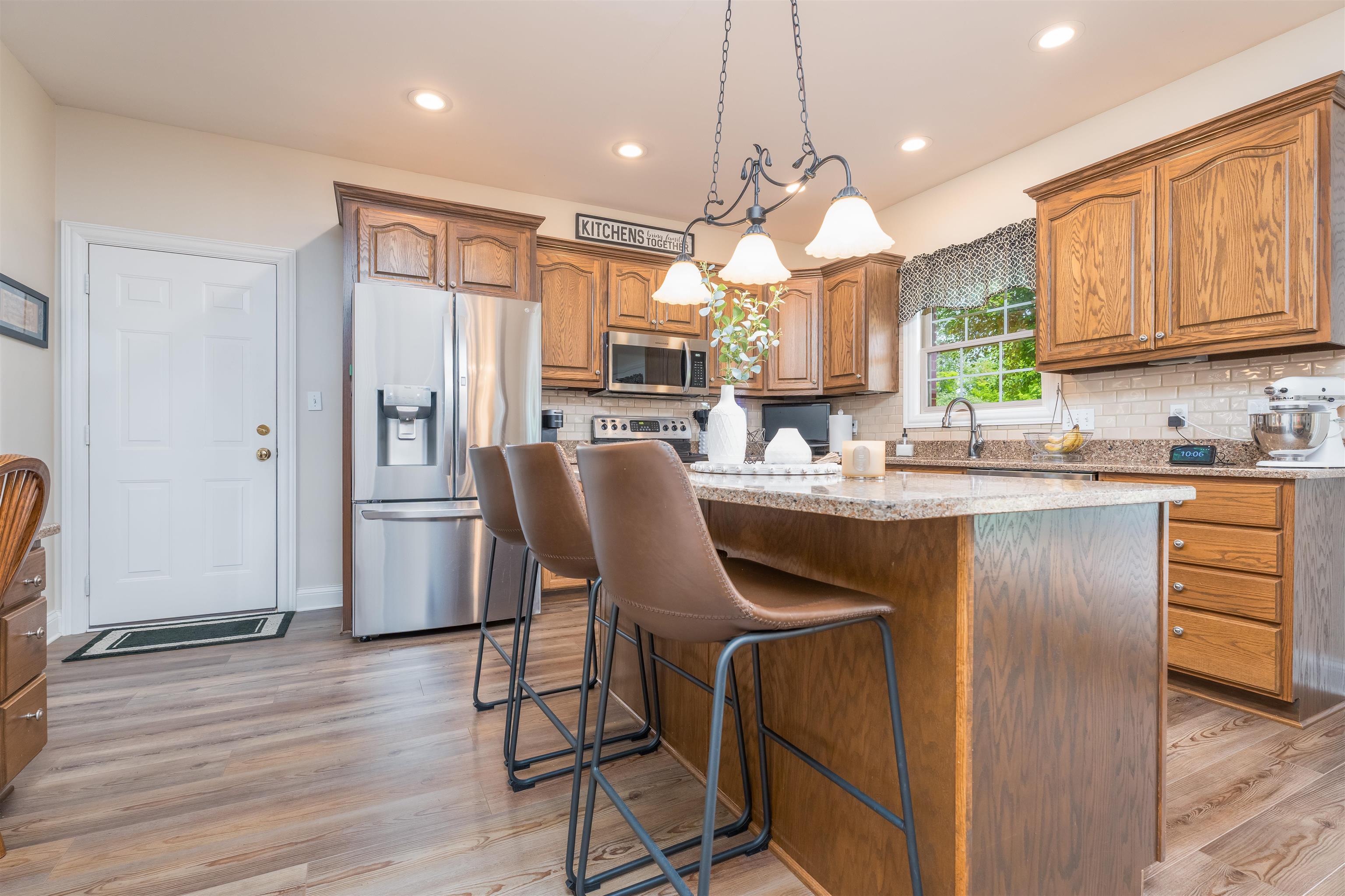 4224 Saddlebrooke Trail, Owensboro, Kentucky 42303, 4 Bedrooms Bedrooms, ,2 BathroomsBathrooms,Single Family Residence,For Sale,Saddlebrooke Trail,90036