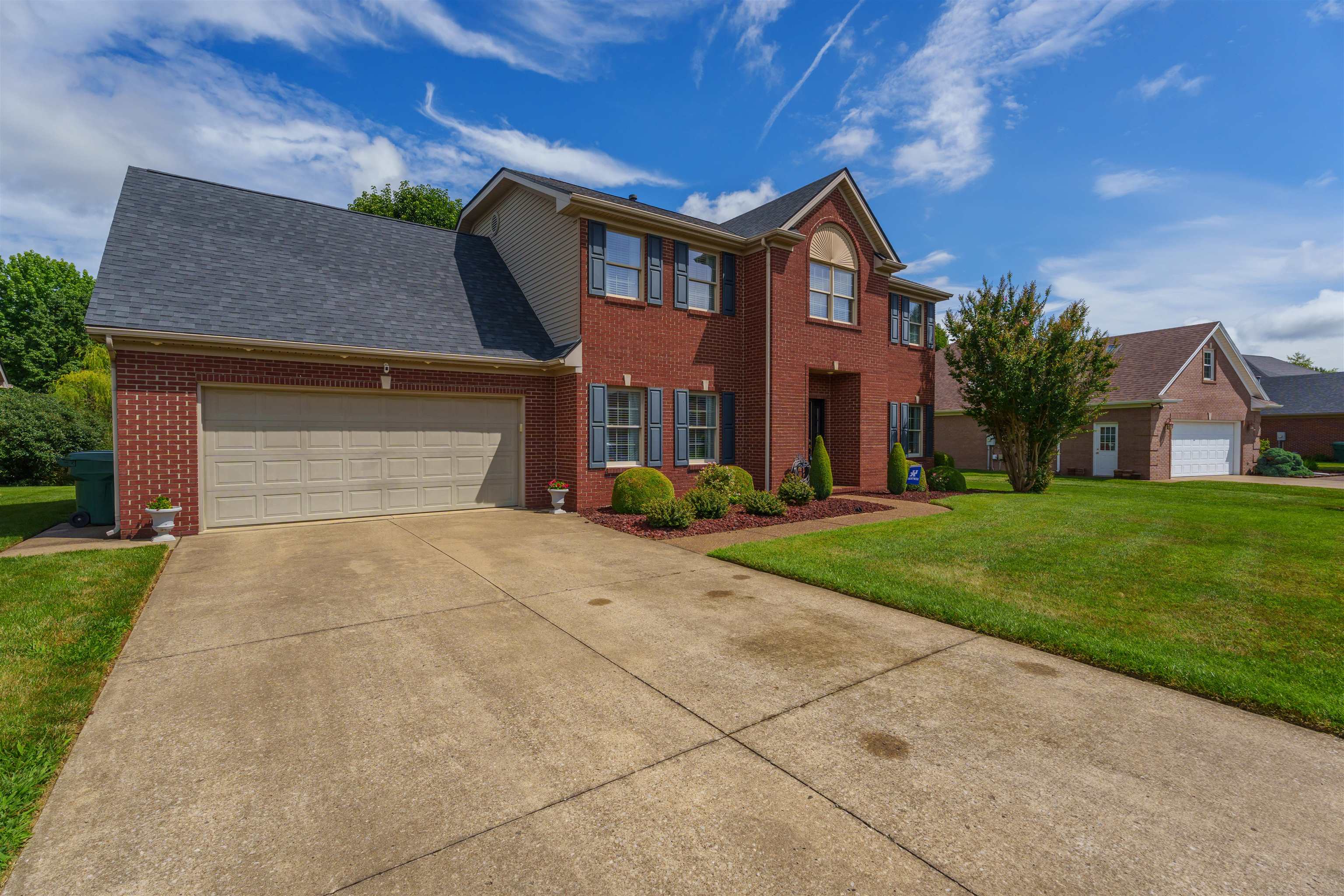 4224 Saddlebrooke Trail, Owensboro, Kentucky 42303, 4 Bedrooms Bedrooms, ,2 BathroomsBathrooms,Single Family Residence,For Sale,Saddlebrooke Trail,90036