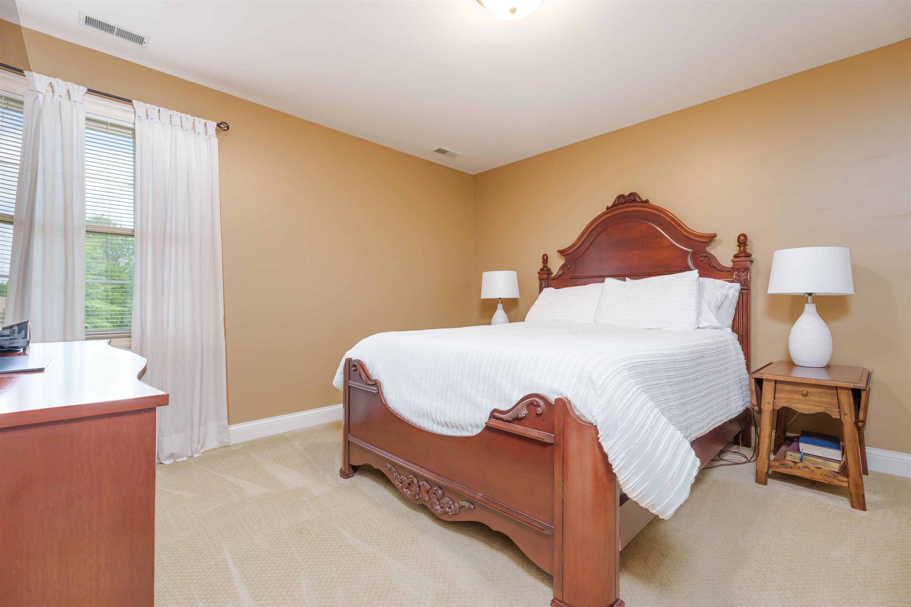 4224 Saddlebrooke Trail, Owensboro, Kentucky 42303, 4 Bedrooms Bedrooms, ,2 BathroomsBathrooms,Single Family Residence,For Sale,Saddlebrooke Trail,90036