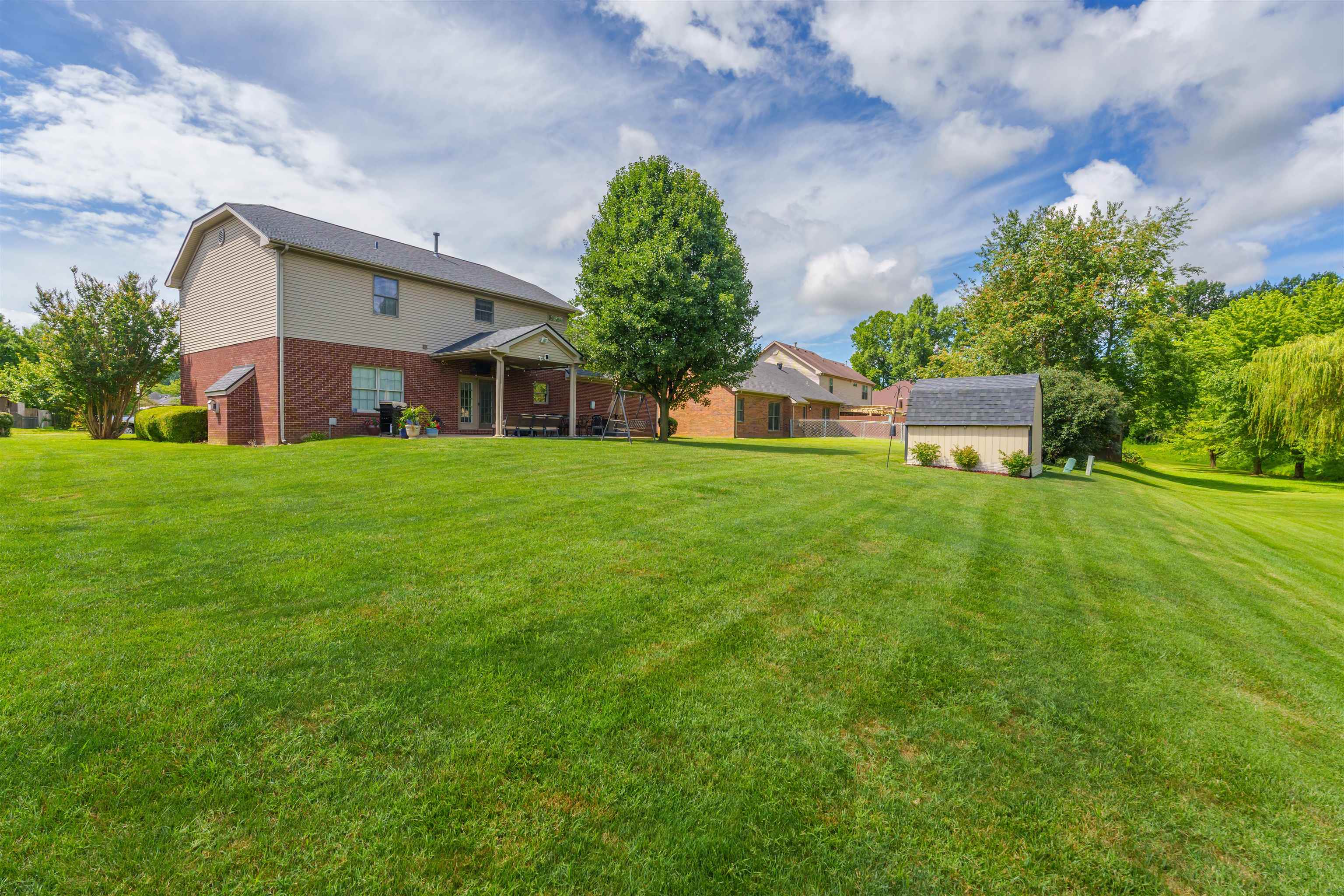 4224 Saddlebrooke Trail, Owensboro, Kentucky 42303, 4 Bedrooms Bedrooms, ,2 BathroomsBathrooms,Single Family Residence,For Sale,Saddlebrooke Trail,90036