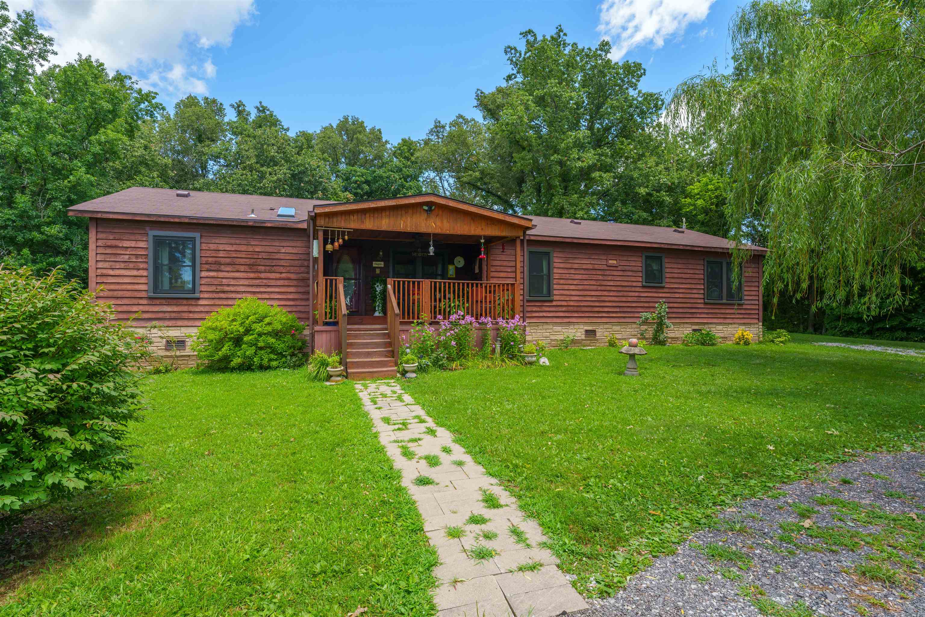 7141 Hwy 762, Philpot, Kentucky 42366, 3 Bedrooms Bedrooms, ,2 BathroomsBathrooms,Manufactured Home,For Sale,Hwy 762,90037