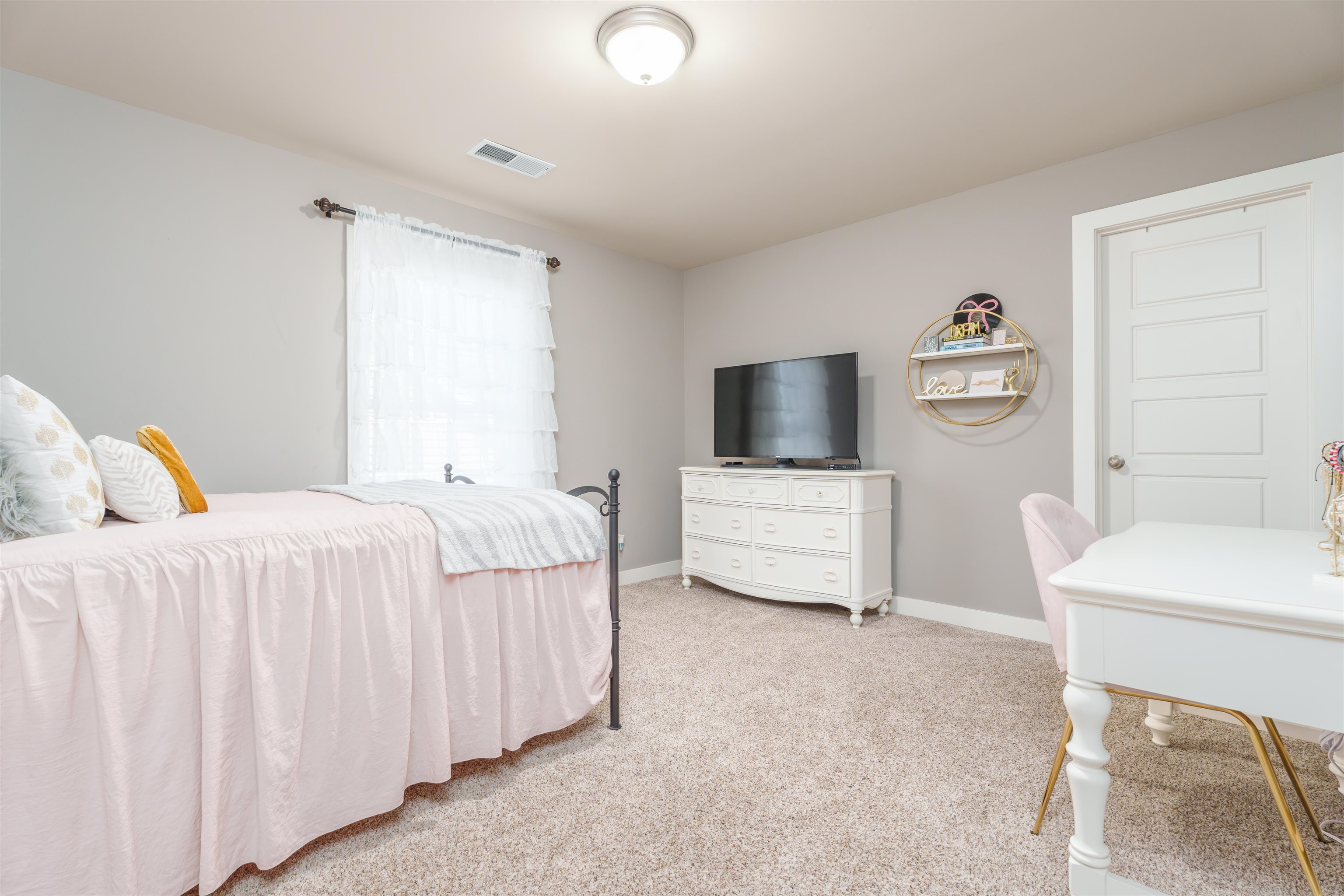 4422 Springhurst Ln, Owensboro, Kentucky 42303, 4 Bedrooms Bedrooms, ,2 BathroomsBathrooms,Single Family Residence,For Sale,Springhurst Ln,90038