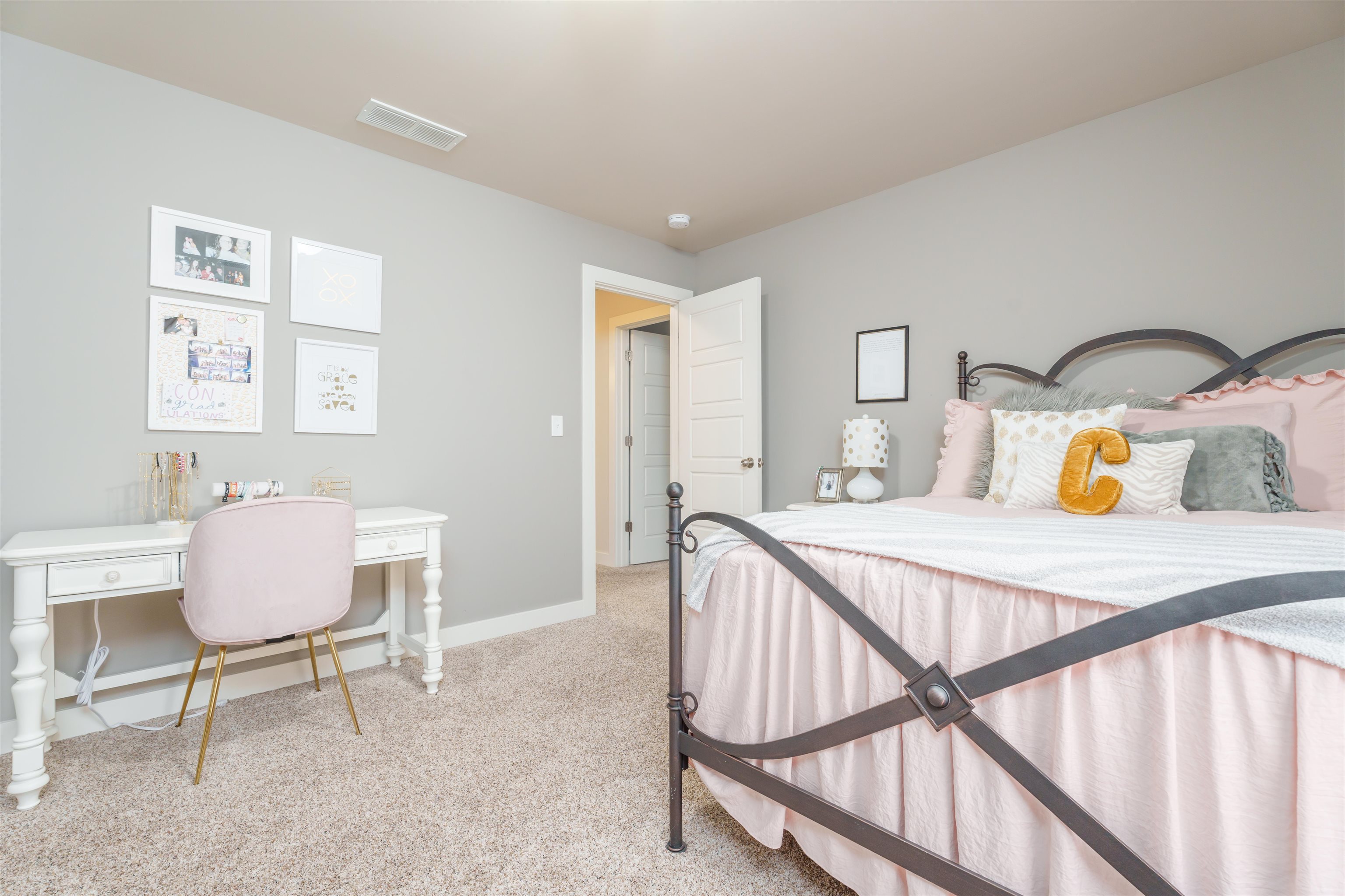 4422 Springhurst Ln, Owensboro, Kentucky 42303, 4 Bedrooms Bedrooms, ,2 BathroomsBathrooms,Single Family Residence,For Sale,Springhurst Ln,90038